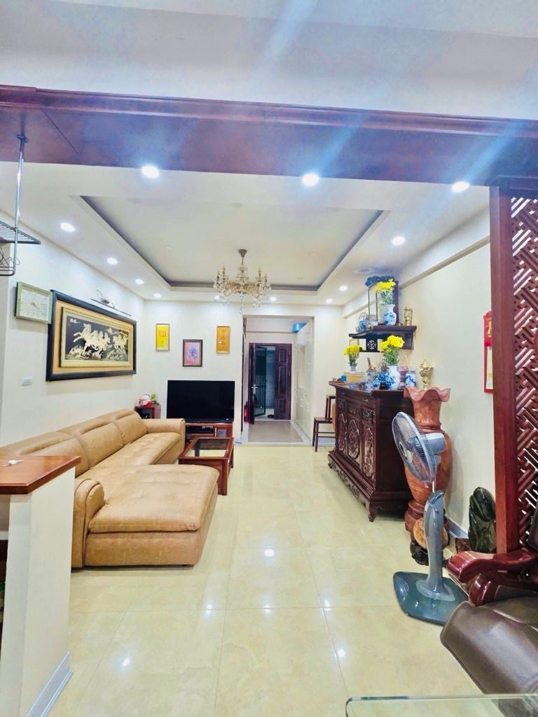 Bán nhà Chung cư - diện tích 90m2 1 tầng - Căn hộ thoáng mát - giá 7,1 tỷ