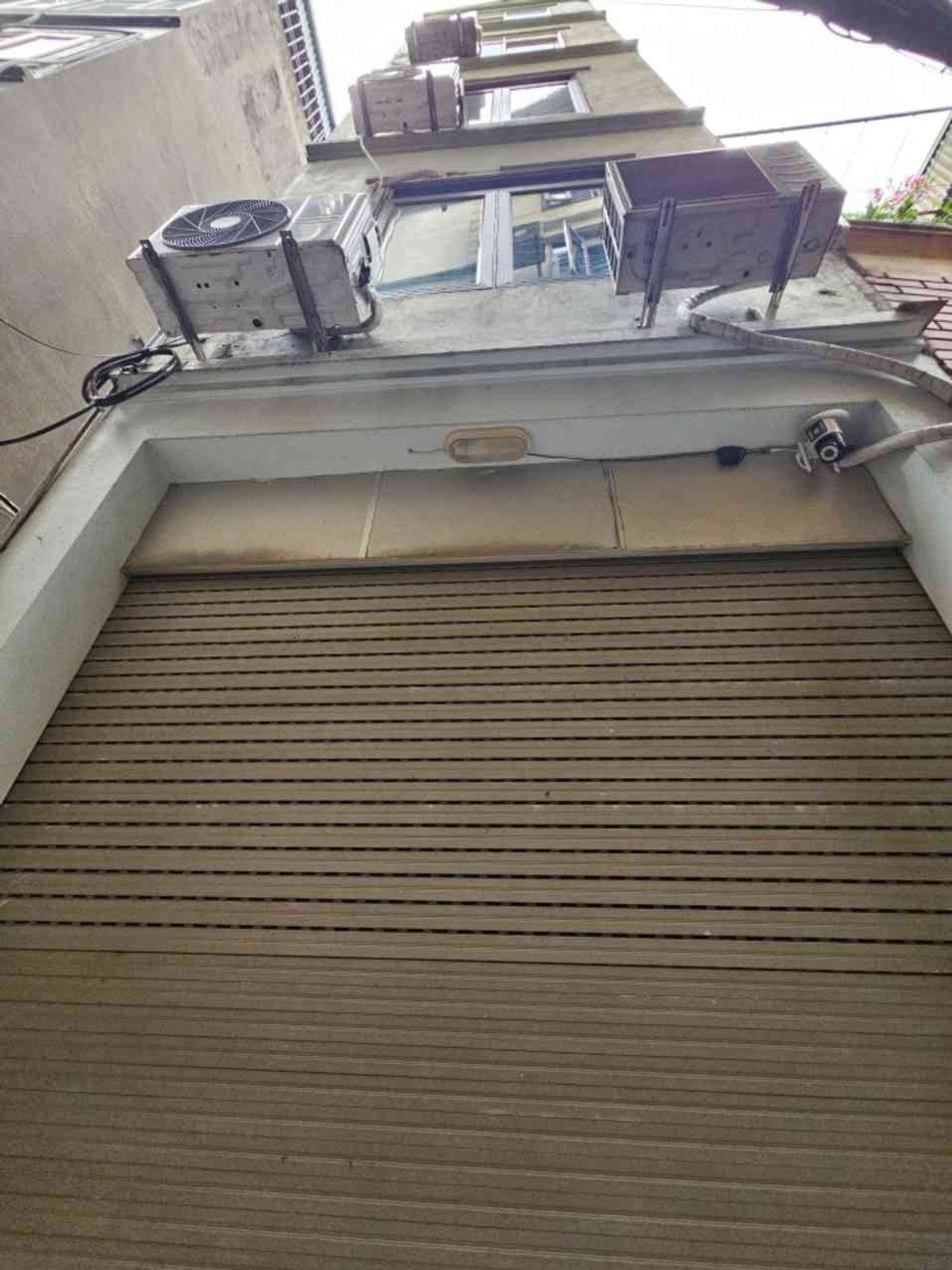 Bán nhà 28 Hoàng Mai - diện tích 28m2 5 tầng - Lô góc - giá 7,4 tỷ