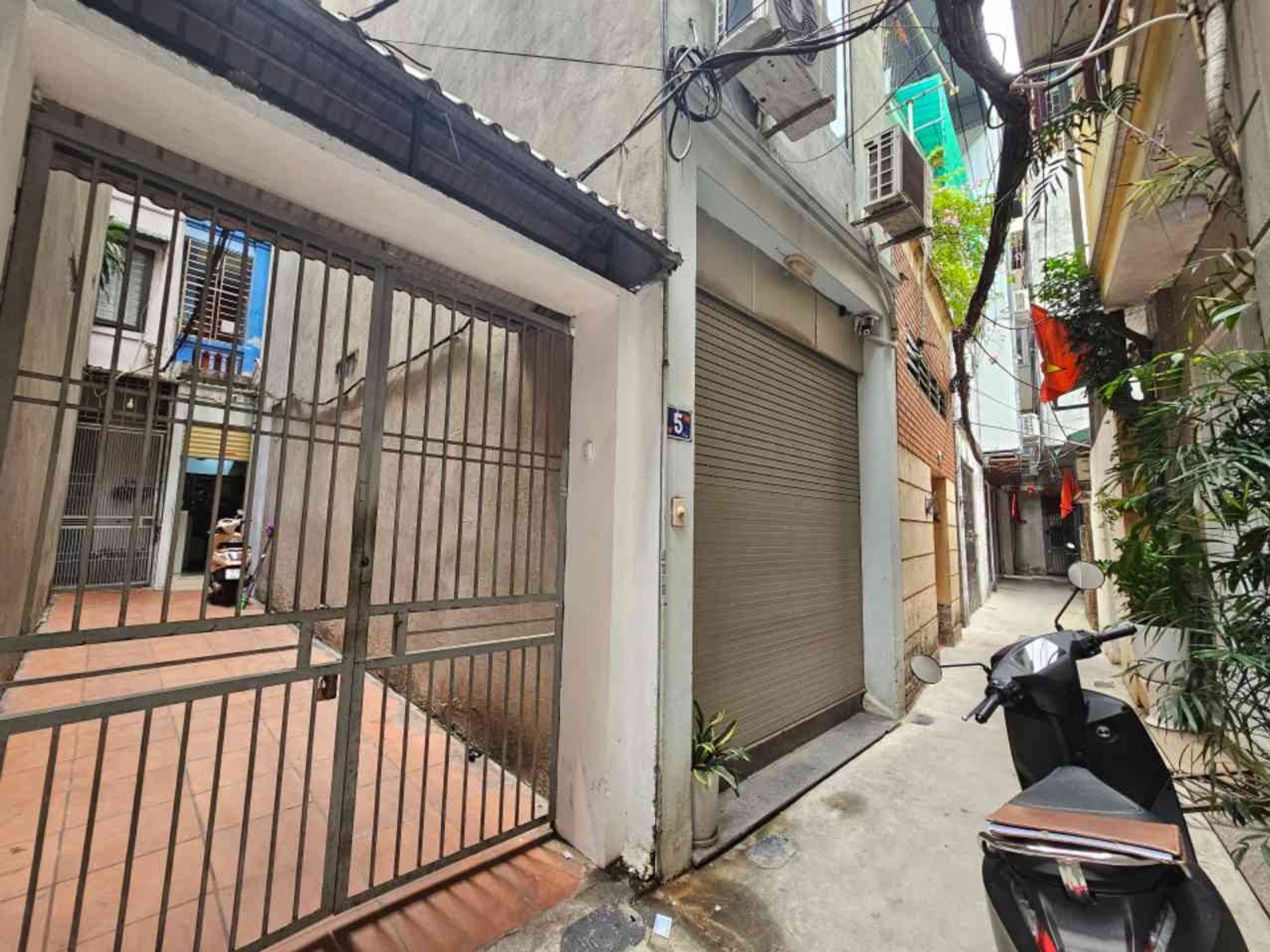 Bán nhà 28 Hoàng Mai - diện tích 28m2 5 tầng - Lô góc - giá 7,4 tỷ