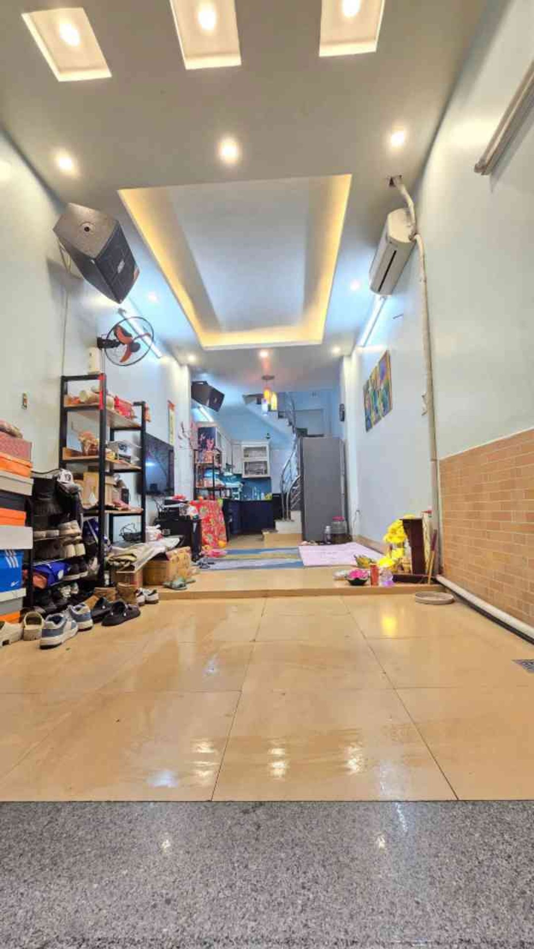 Bán nhà 28 Hoàng Mai - diện tích 28m2 5 tầng - Lô góc - giá 7,4 tỷ