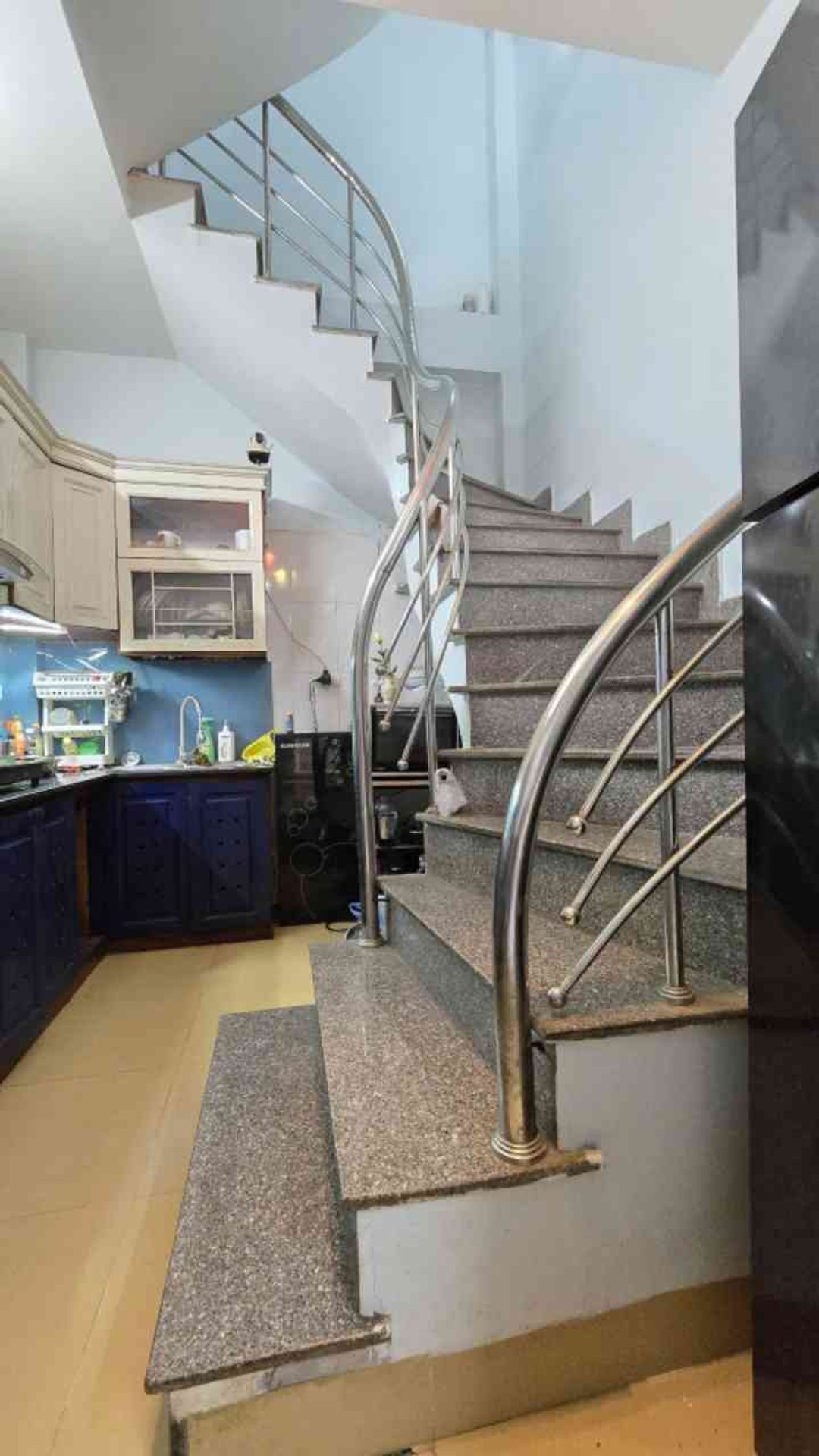 Bán nhà 28 Hoàng Mai - diện tích 28m2 5 tầng - Lô góc - giá 7,4 tỷ