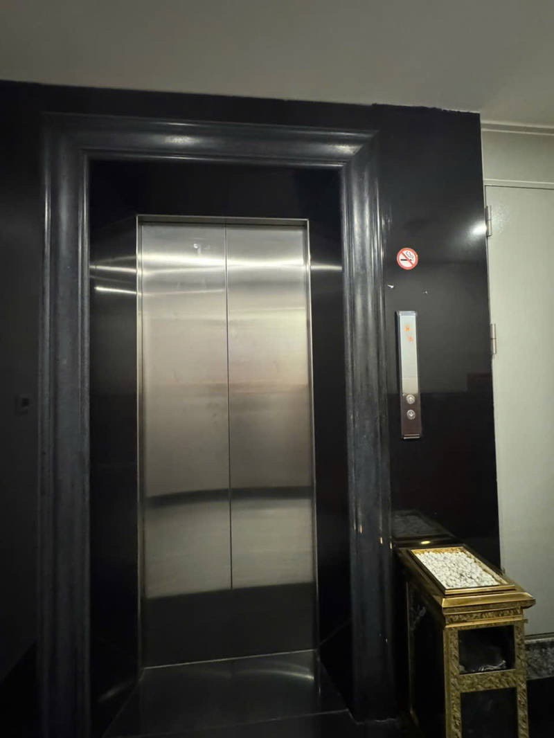 Bán nhà Nguyễn Khuyến - diện tích 139m2 8 tầng - Tòa nhà hotel đẳng cấp 3 sao - giá 85 tỷ