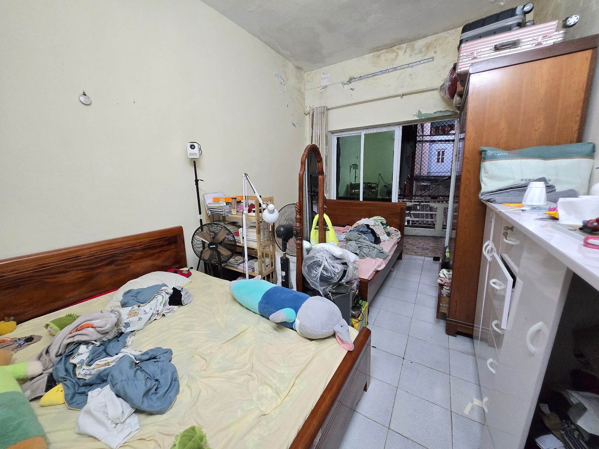 Bán nhà Đê Tô Hoàng - diện tích 34m2 2 tầng - Mặt phố vỉa hè ô tô - giá 15 tỷ