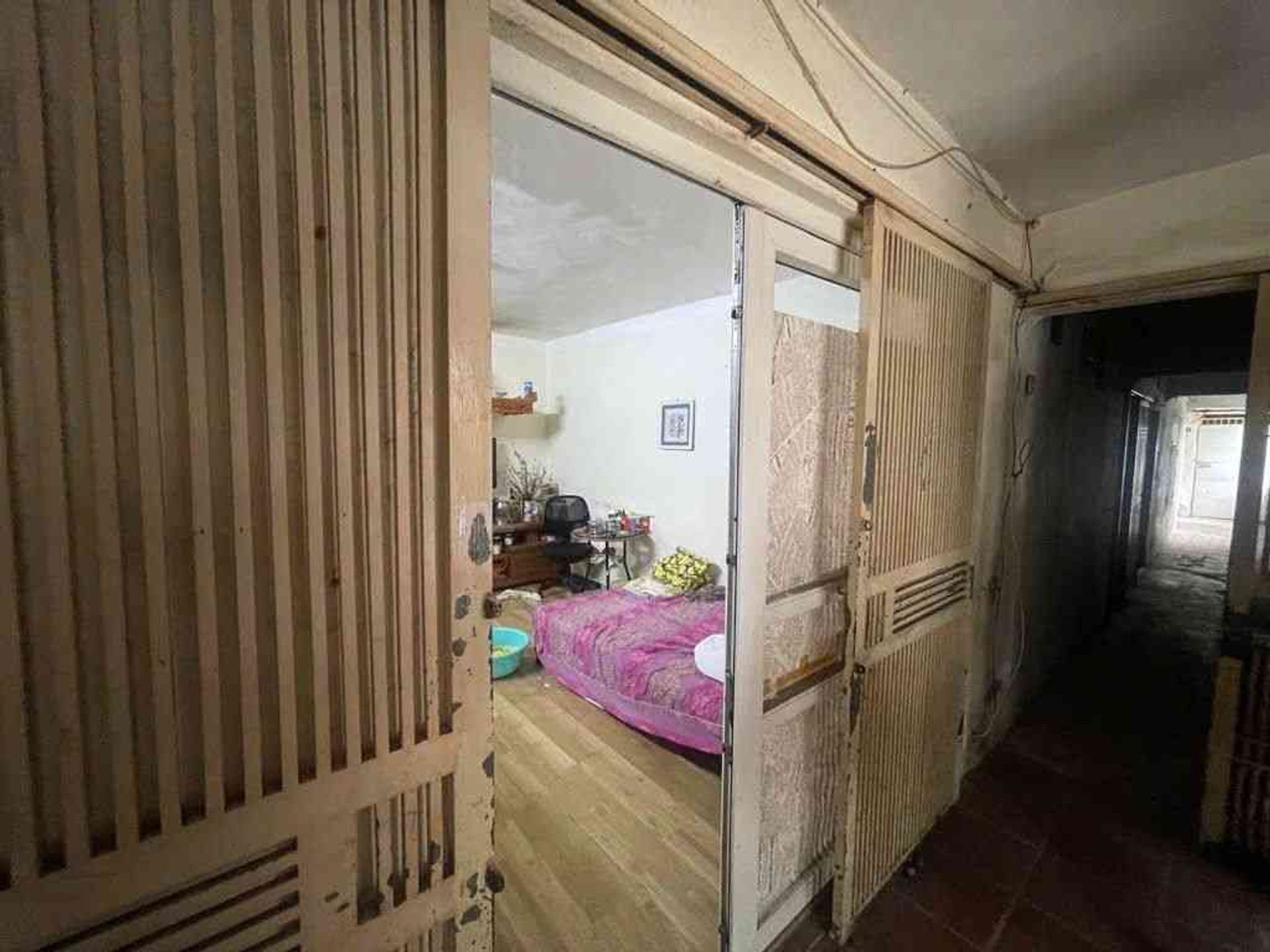 Bán nhà Thái Thịnh - diện tích 80m2 1 tầng - Nhà tập thể mặt phố - giá 4,5 tỷ