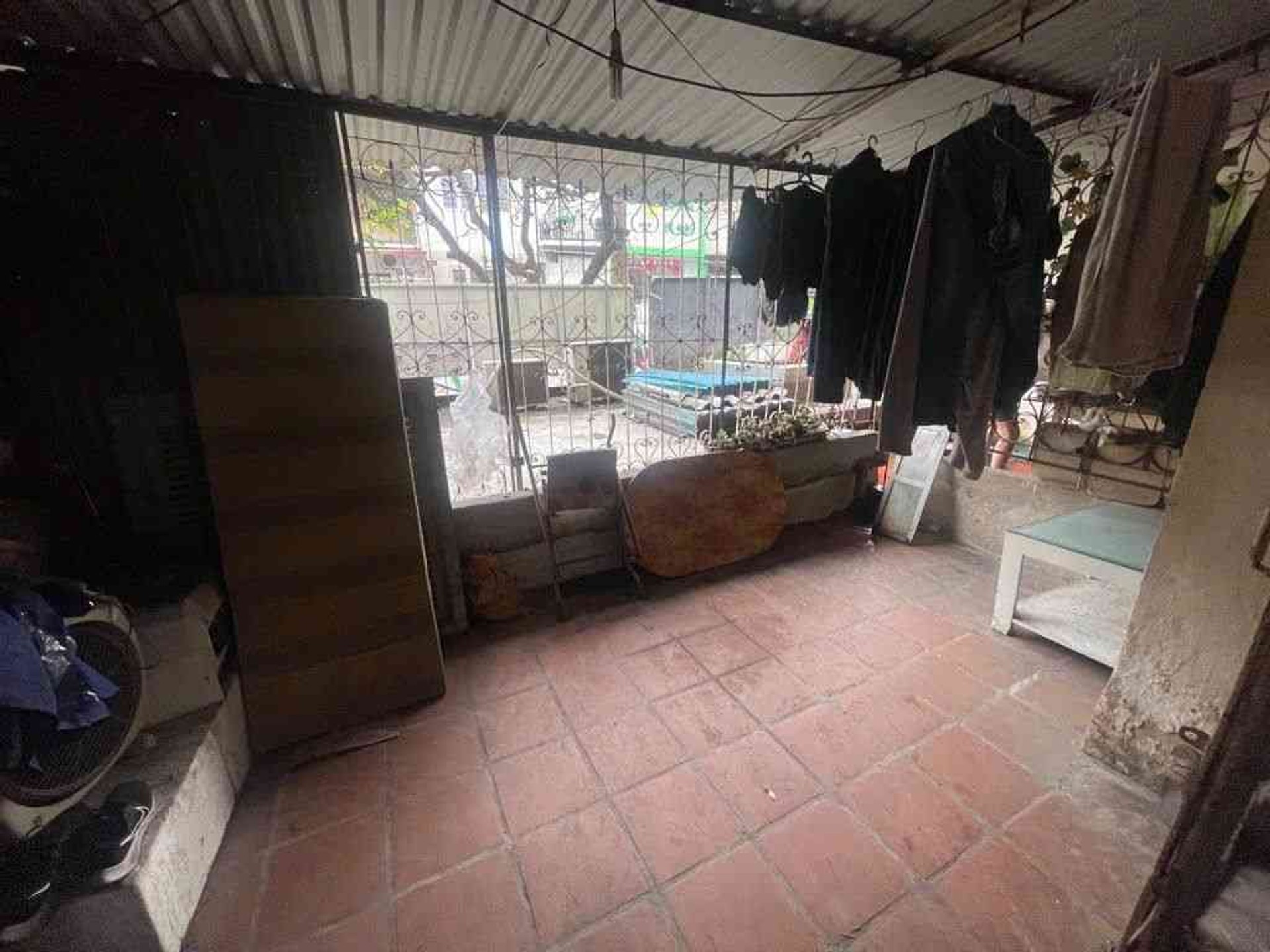 Bán nhà Thái Thịnh - diện tích 80m2 1 tầng - Nhà tập thể mặt phố - giá 4,5 tỷ