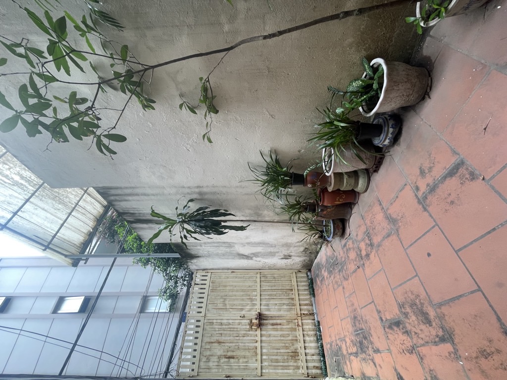 Bán nhà Giảng Võ - diện tích 360m2 6 tầng - Mảnh đất vàng trung tâm - giá 98 tỷ