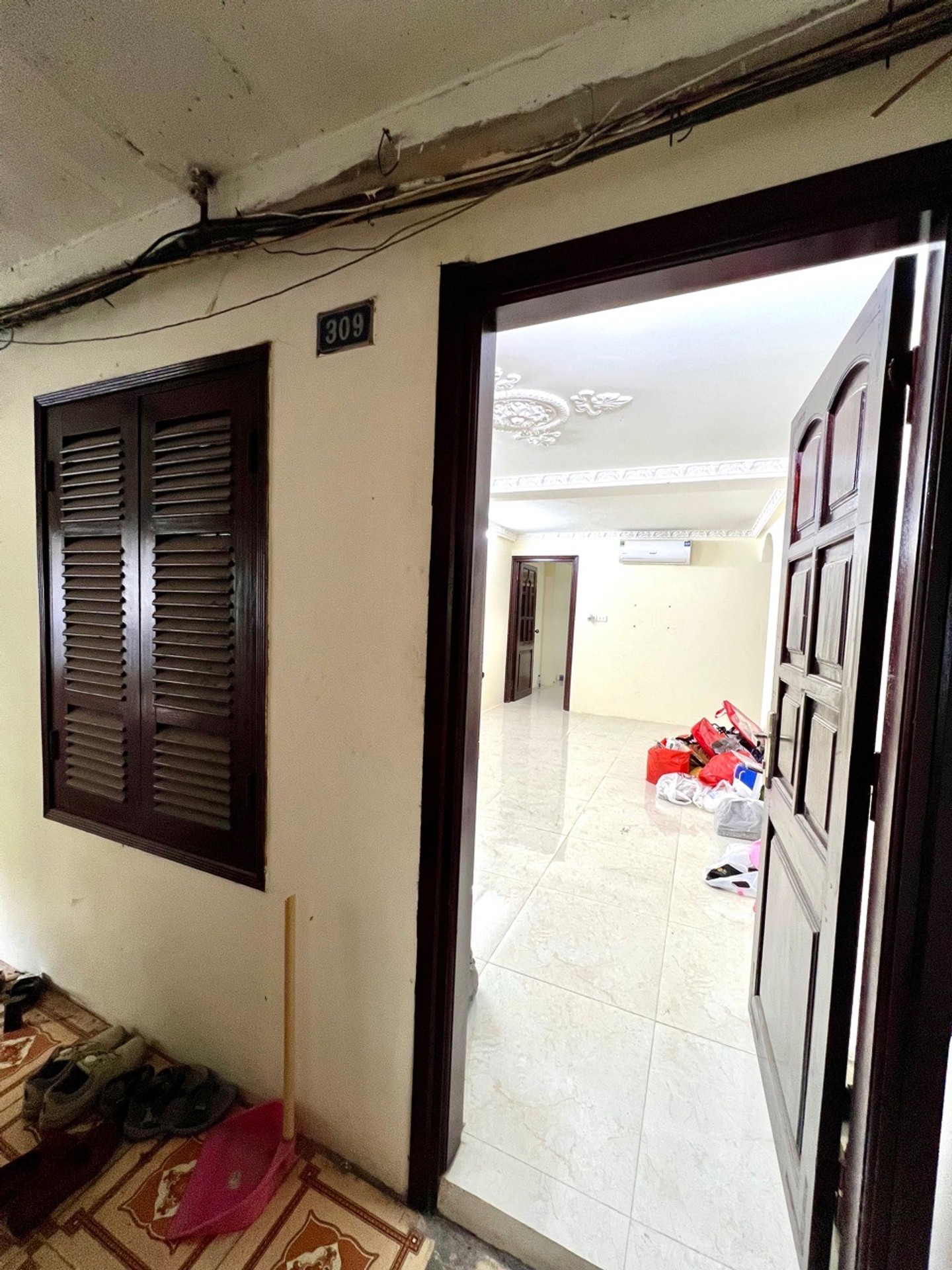 Bán nhà Tạ Quang Bửu - diện tích 90m2 4 tầng - Ô tô đỗ chân cầu thang - giá 4,75 tỷ