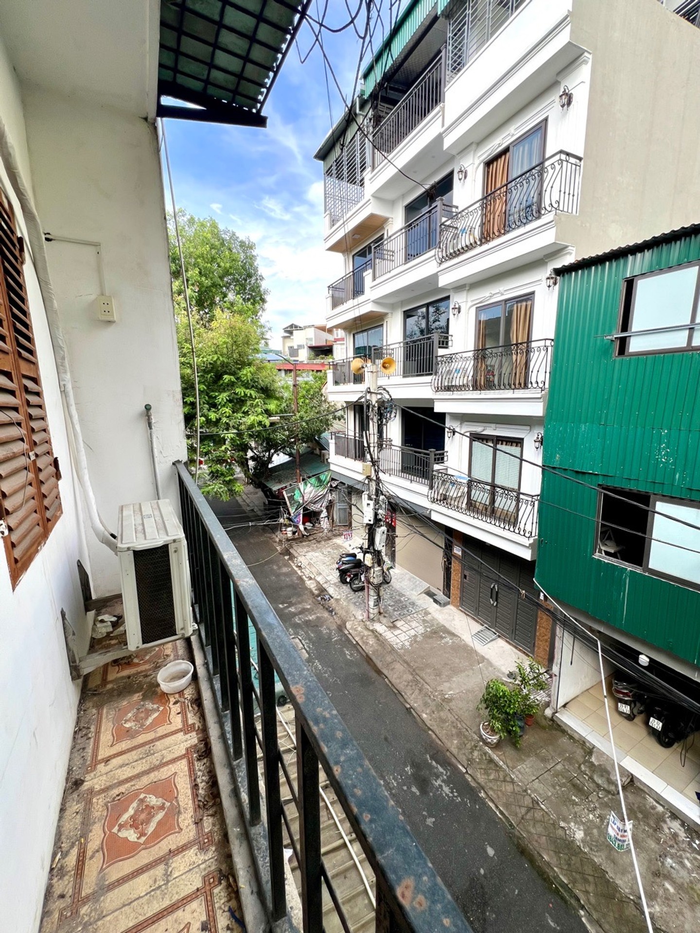 Bán nhà Tạ Quang Bửu - diện tích 90m2 4 tầng - Ô tô đỗ chân cầu thang - giá 4,75 tỷ