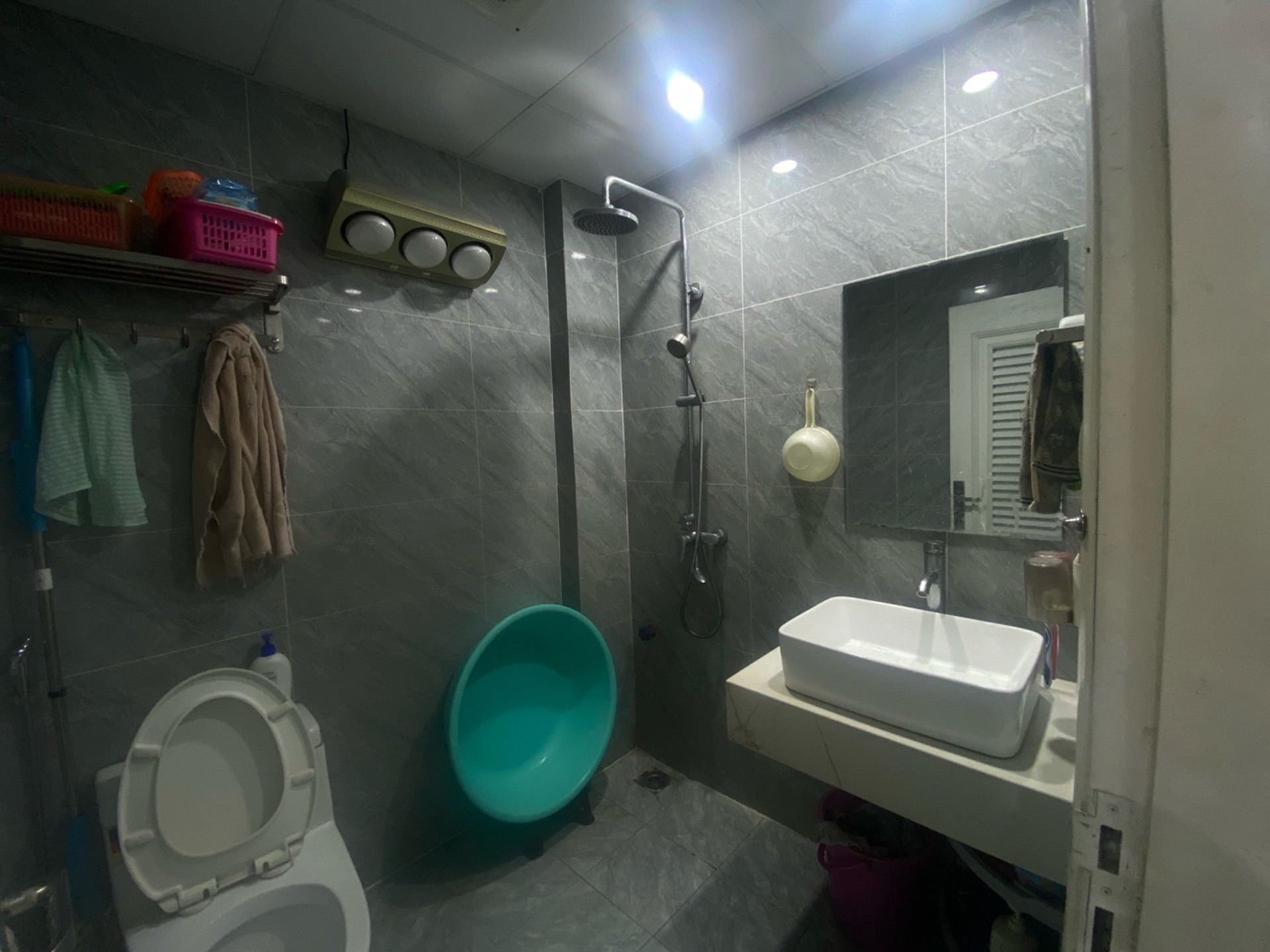 Bán nhà Nguyễn Khoái - diện tích 29m2 4 tầng - Nhà gần phố, ngõ nông thoáng - giá 6,6 tỷ