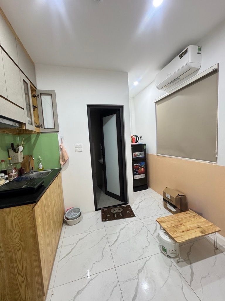 Bán nhà Quan Nhân - diện tích 123m2 6 tầng - Ô tô tránh - giá 15,3 tỷ