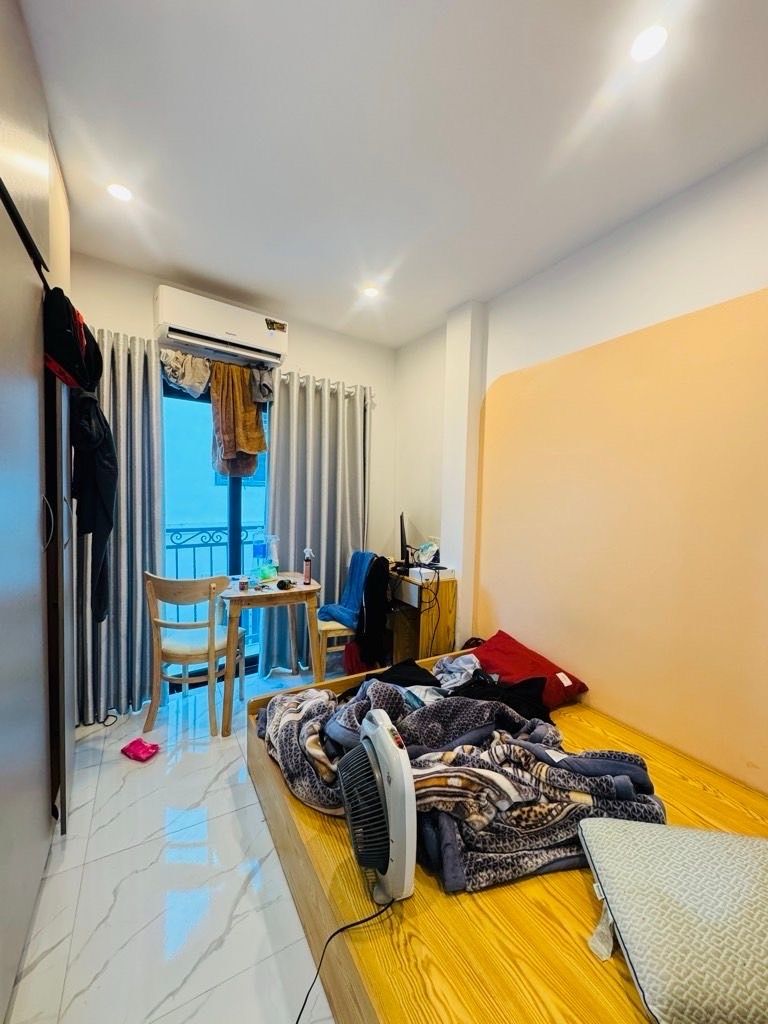 Bán nhà Quan Nhân - diện tích 123m2 6 tầng - Ô tô tránh - giá 15,3 tỷ