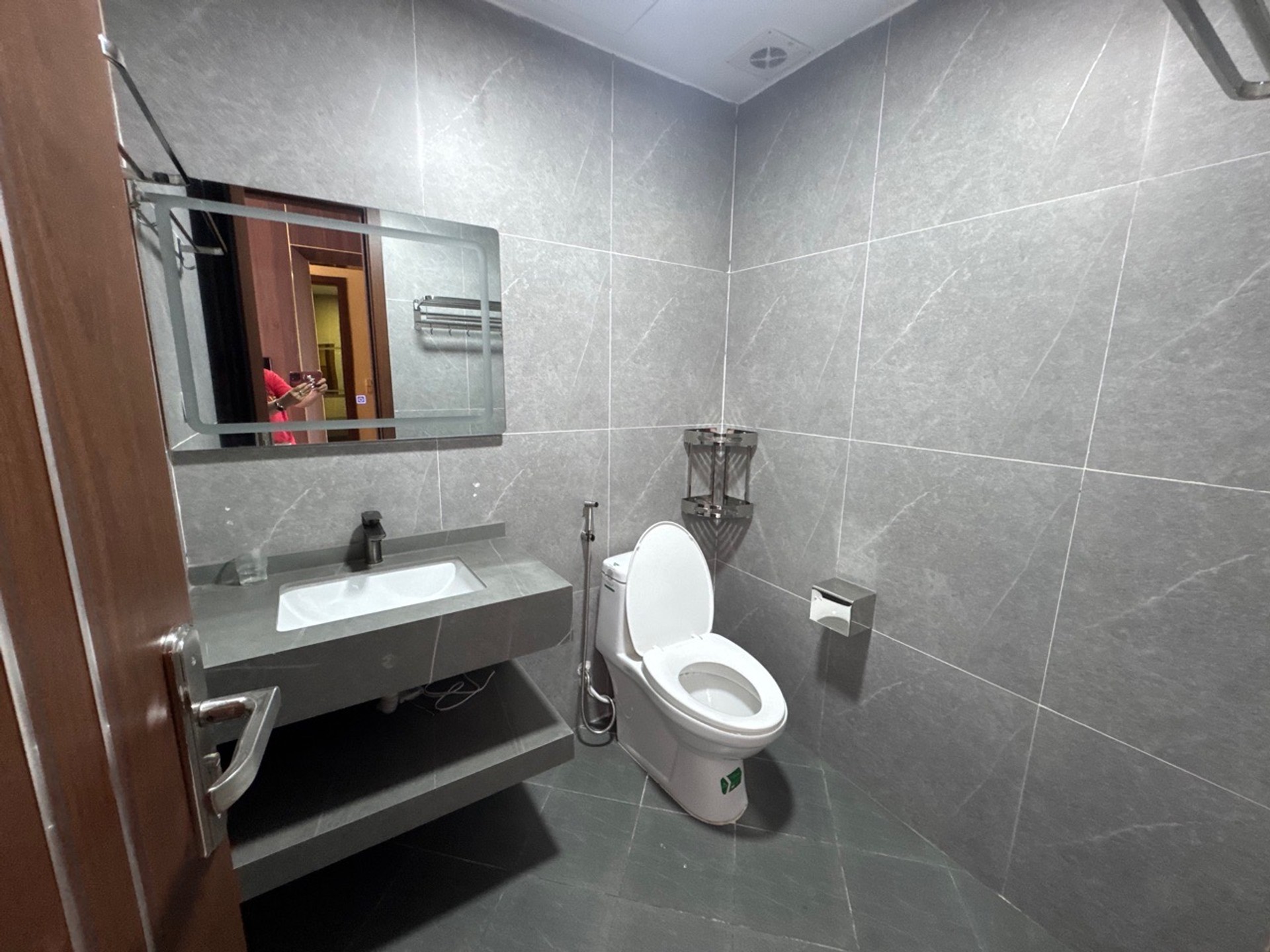 Bán nhà Thái Thịnh - diện tích 32m2 6 tầng - Nhà đẹp hiếm có - giá 9,5 tỷ