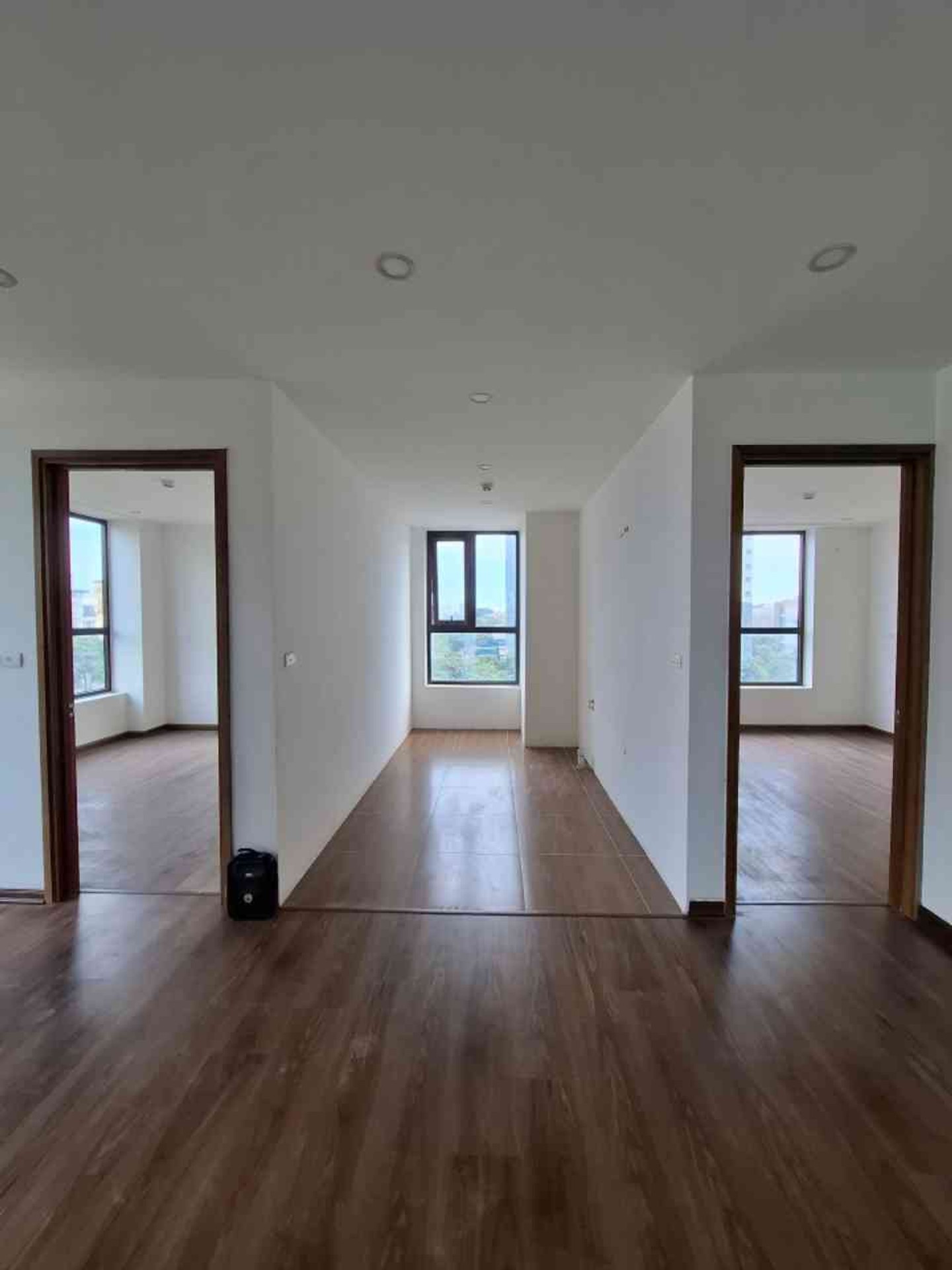 Bán nhà Trần Hòa - diện tích 107m2 1 tầng - Nhà lô góc 2 ban công - giá 7,5 tỷ