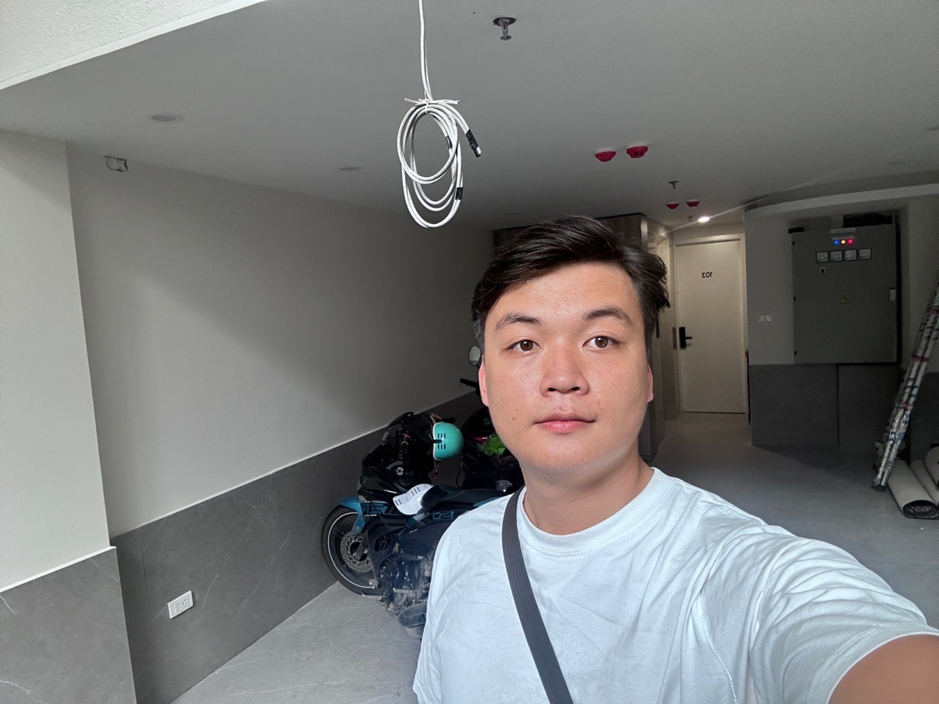 Bán nhà Giáp Nhị - diện tích 69m2 7 tầng - Ô tô đỗ cửa - giá 20 tỷ