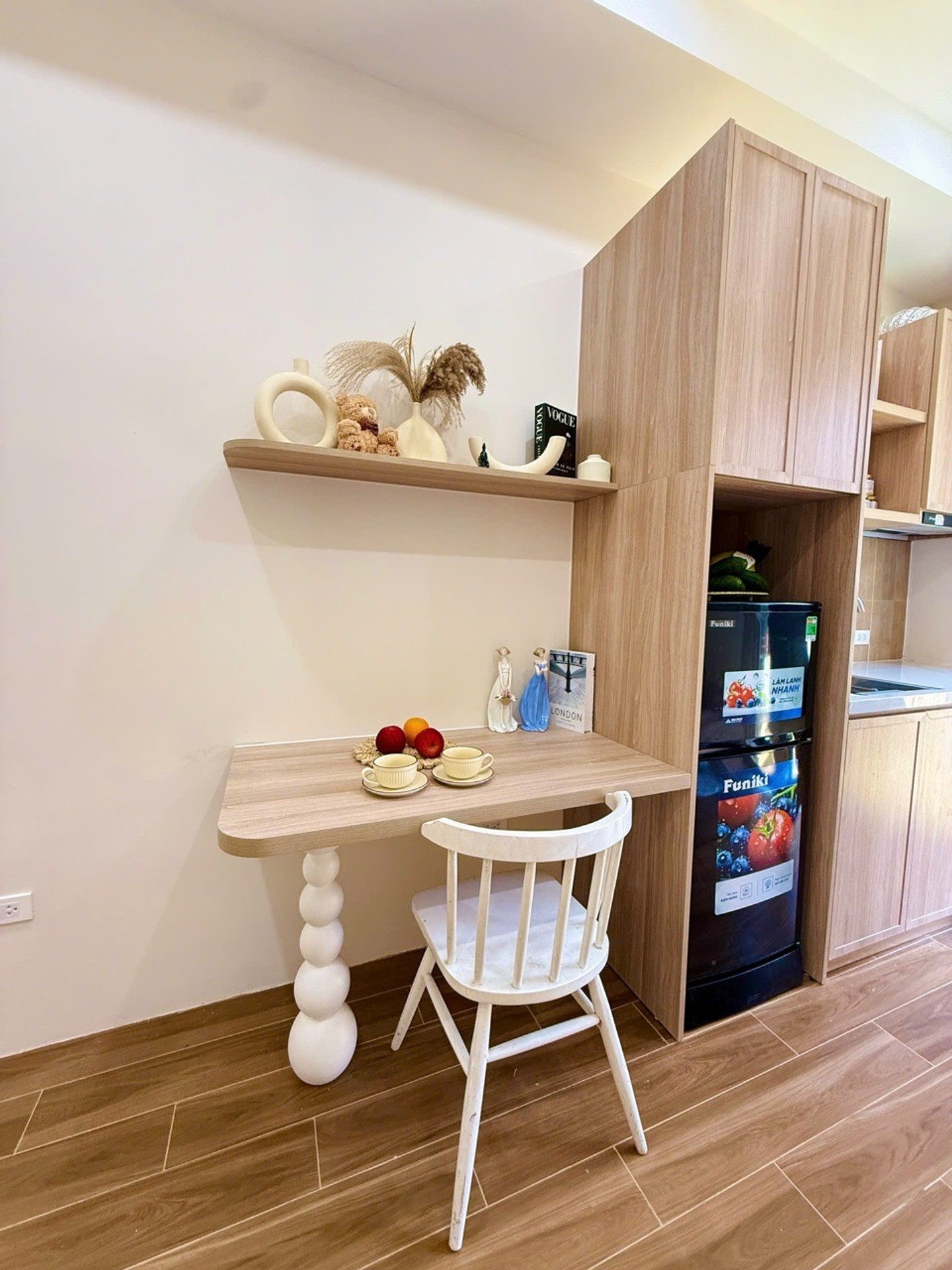 Bán nhà Giáp Nhị - diện tích 69m2 7 tầng - Ô tô đỗ cửa - giá 20 tỷ