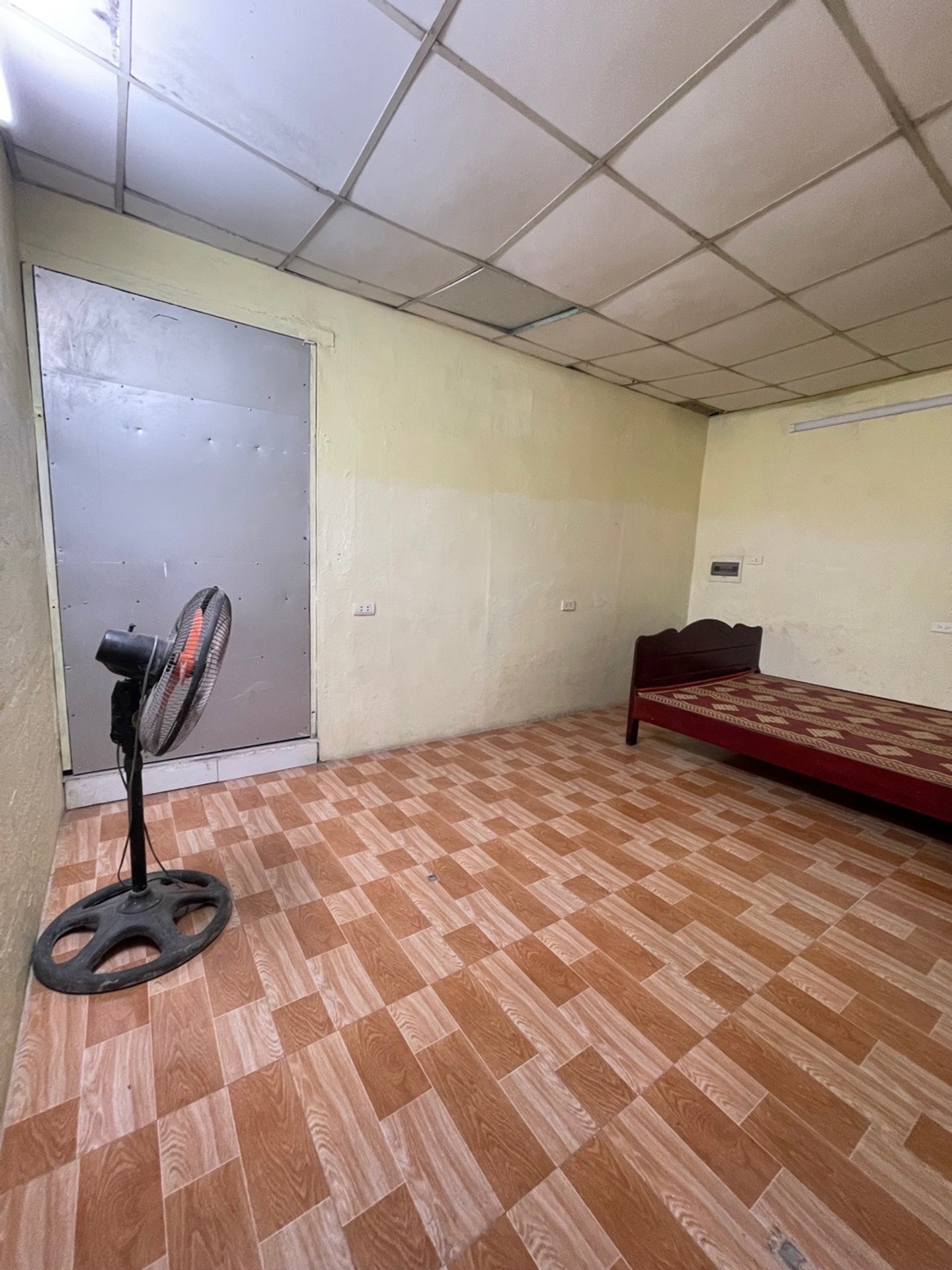 Bán nhà Định Công Thượng - diện tích 60m2 1.5 tầng - Lô góc mặt ngõ thông đường ô tô tránh - giá 3,75 tỷ