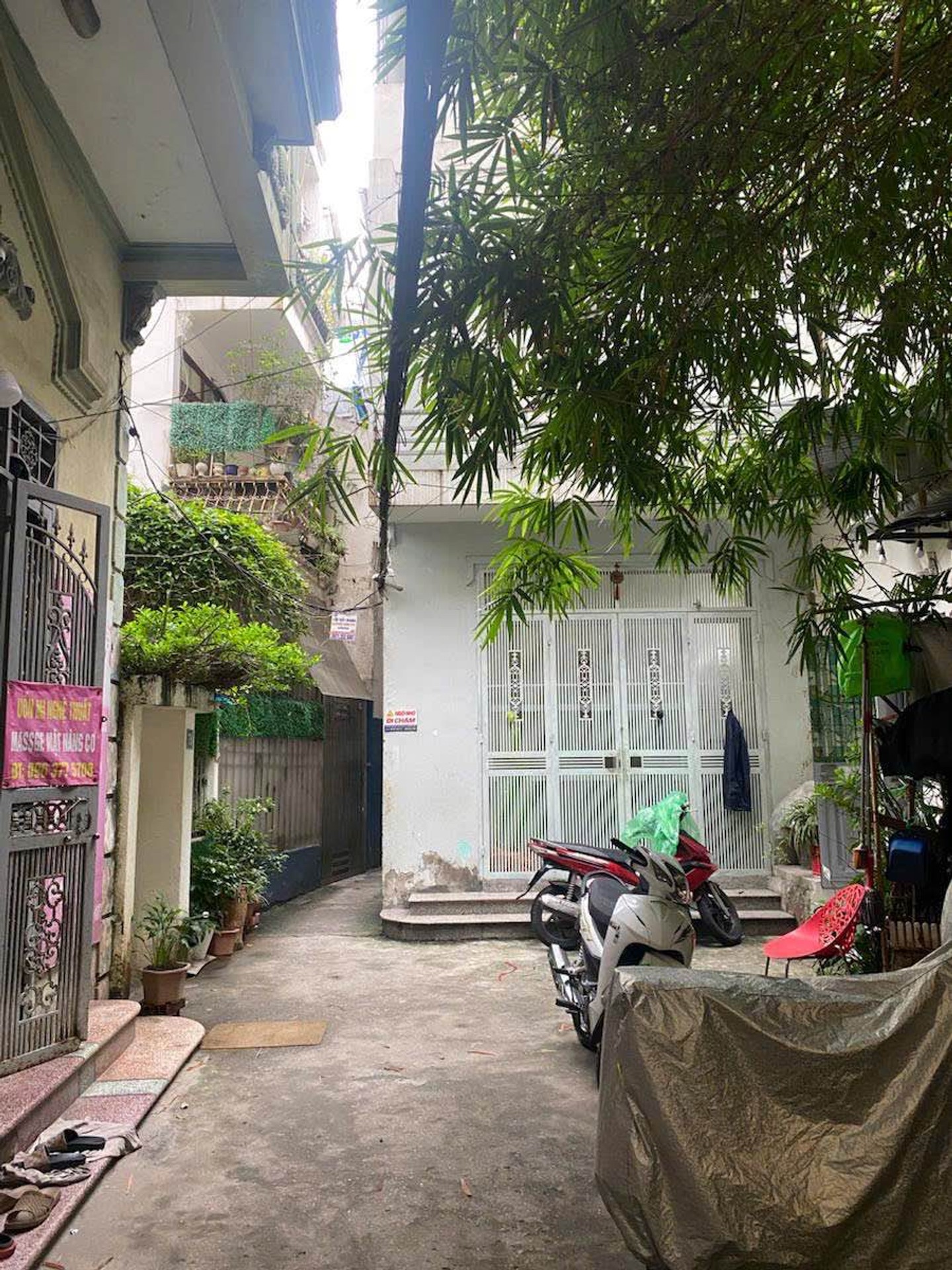 Bán nhà Kim Ngưu - diện tích 44m2 3 tầng - Lô góc, ba mặt thoáng - giá 9,8 tỷ