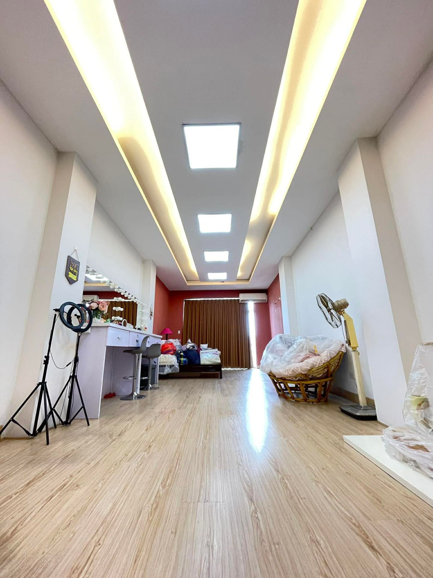 Bán nhà Bạch Mai - diện tích 99m2 6 tầng - Mặt phố kinh doanh đỉnh cao - giá 57 tỷ