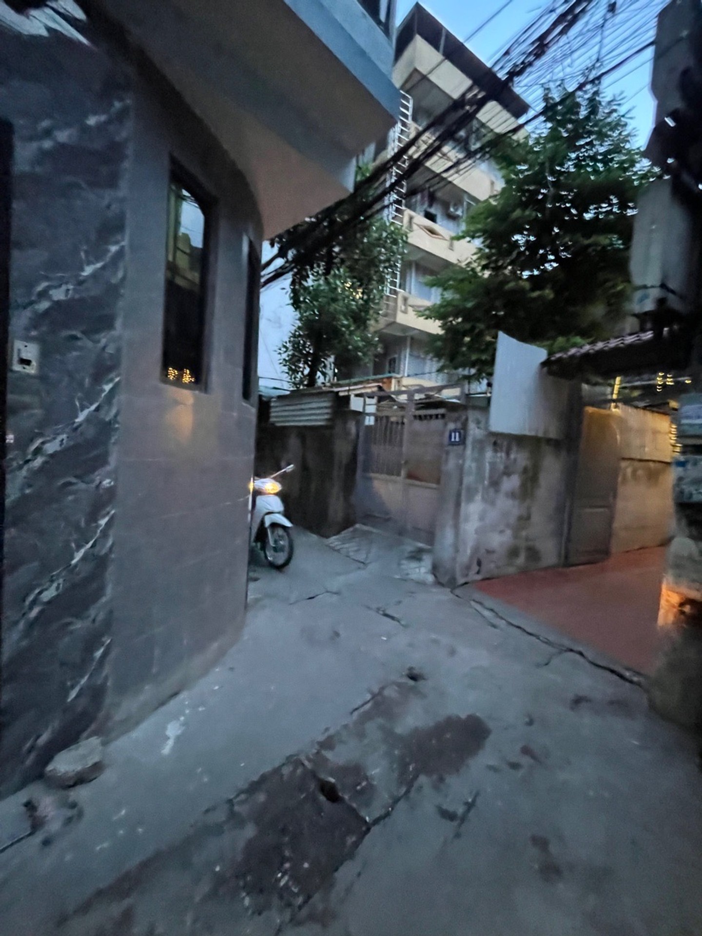 Bán nhà Kim Giang - diện tích 25m2 5 tầng - Lô góc, kinh doanh - giá 8 tỷ