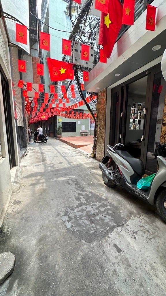 Bán nhà Hoa Lư - diện tích 17m2 5 tầng - Ô tô đỗ cửa - giá 8,28 tỷ
