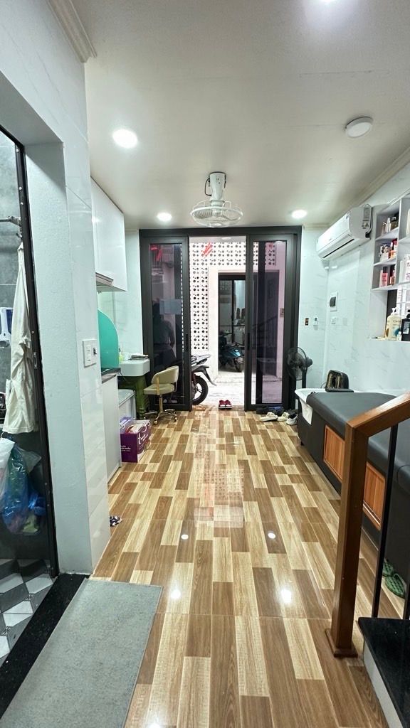 Bán nhà Hoa Lư - diện tích 17m2 5 tầng - Ô tô đỗ cửa - giá 8,28 tỷ