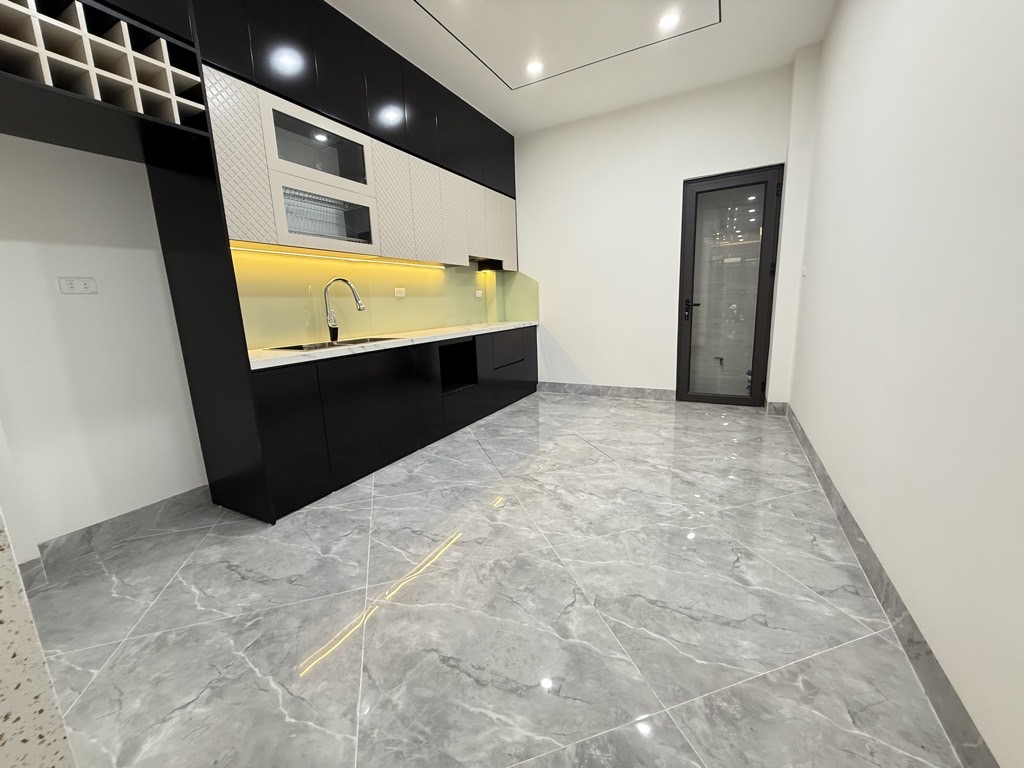 Bán nhà Nguyễn An Ninh - diện tích 54m2 6 tầng - Thang máy - giá 15,5 tỷ