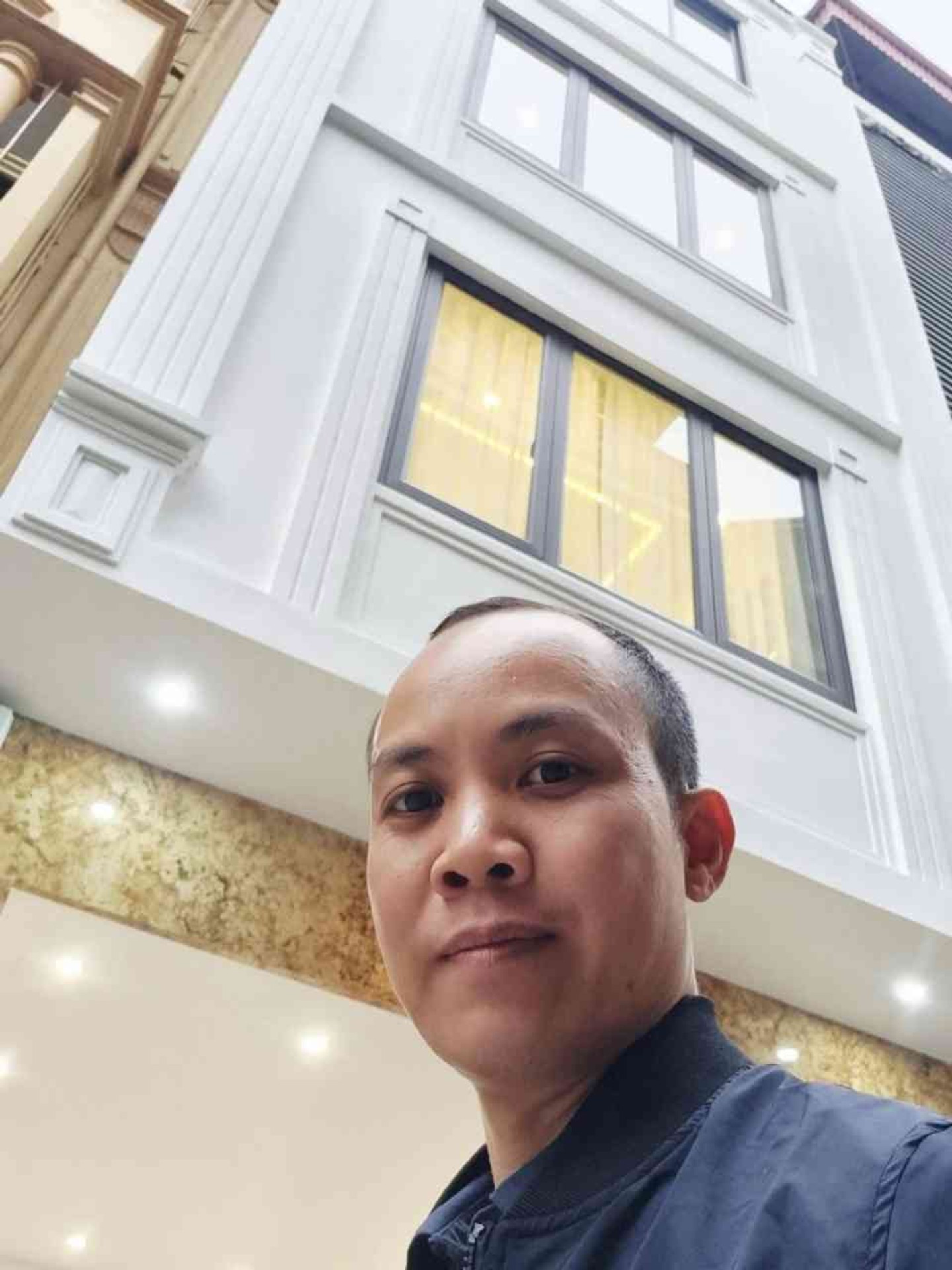 Bán nhà Nơ 6 KĐT Định Công - diện tích 75m2 5 tầng - thang máy - giá 33,8 tỷ