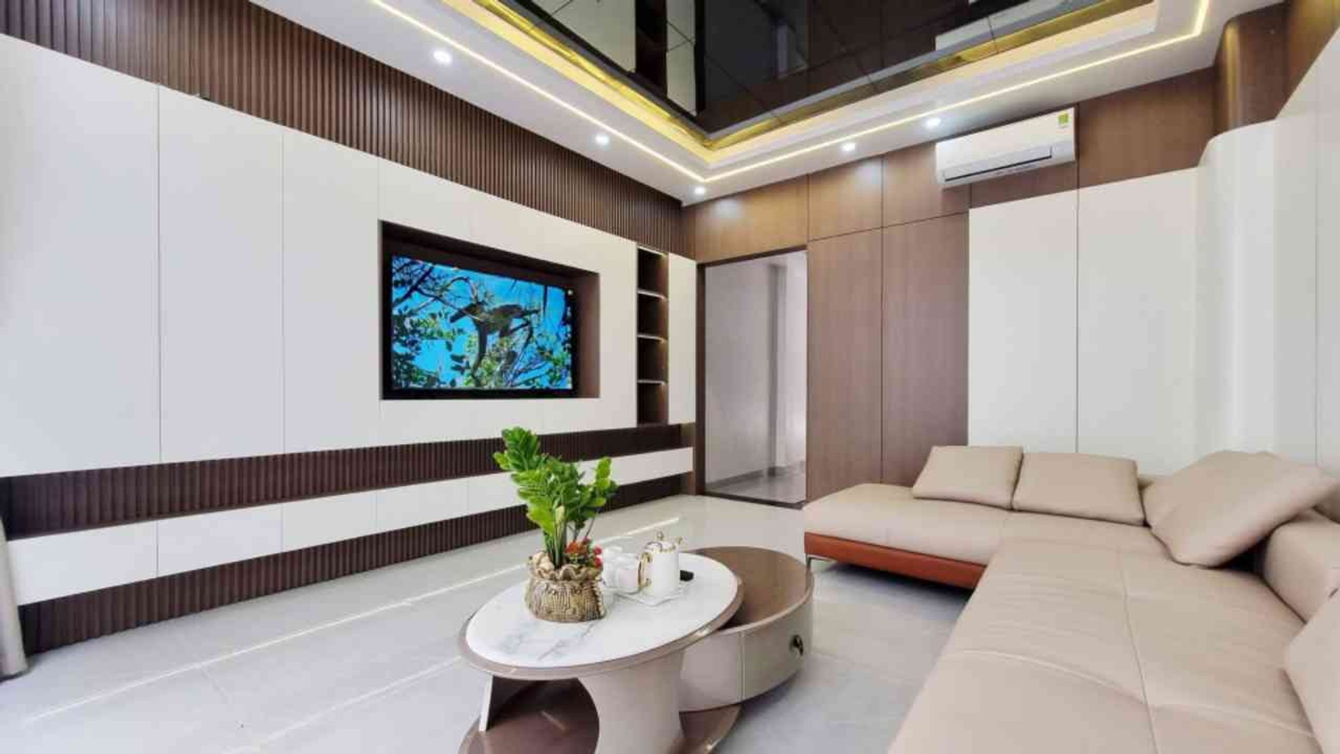 Bán nhà Nơ 6 KĐT Định Công - diện tích 75m2 5 tầng - thang máy - giá 33,8 tỷ