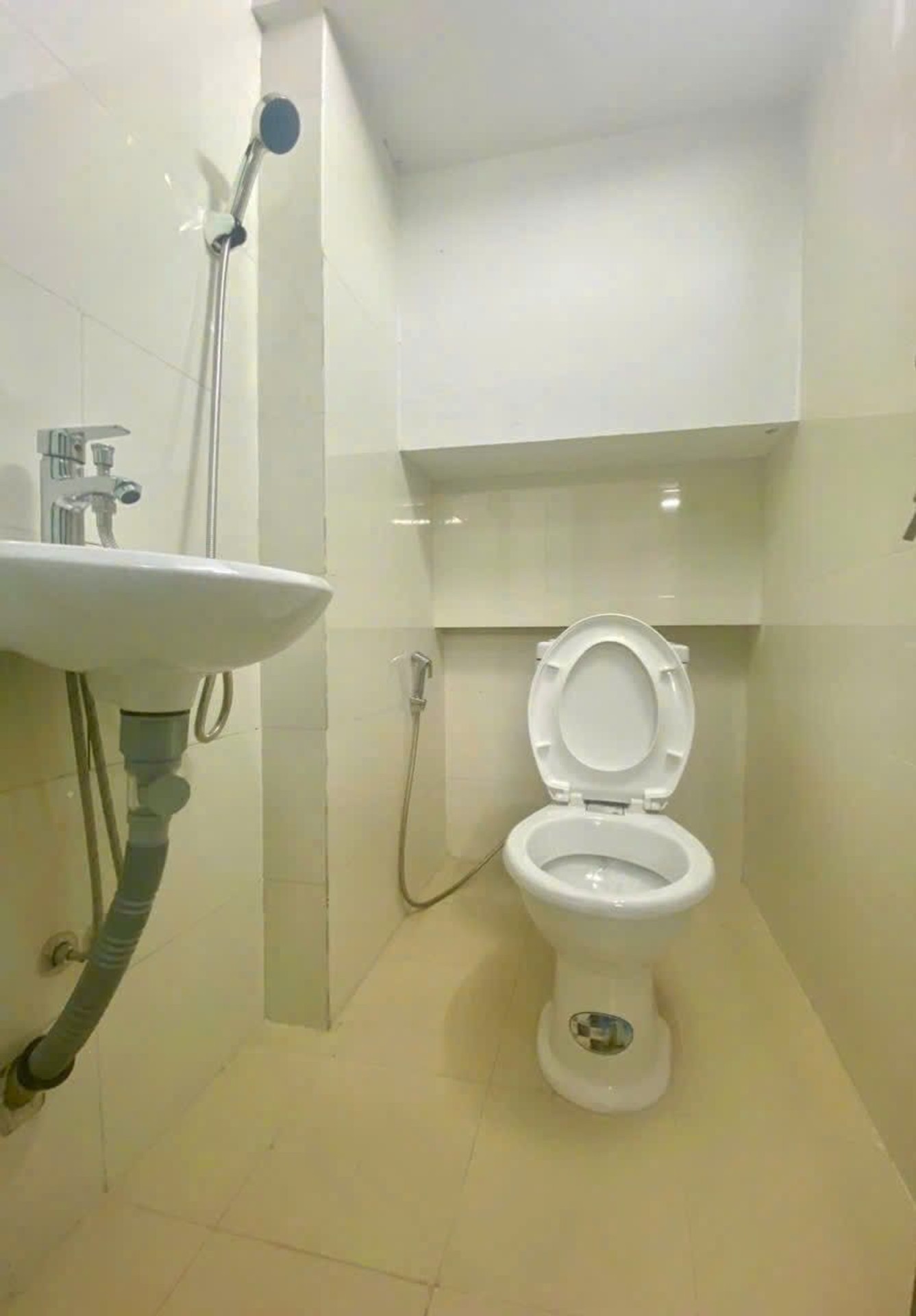 Bán nhà Vân Hồ 3 - diện tích 30m2 2 tầng - Căn hộ CCMN khu trung tâm - giá 2,4 tỷ