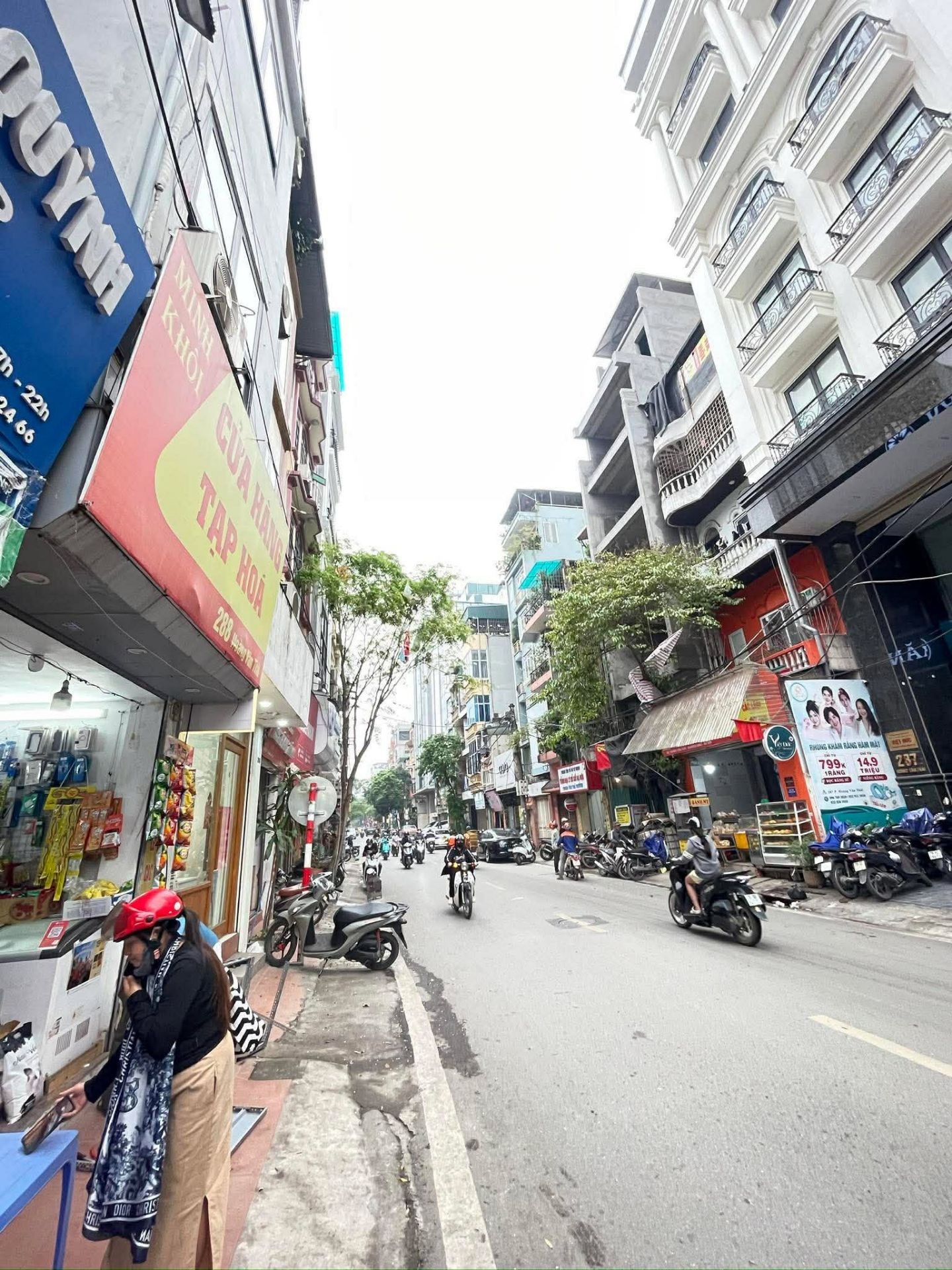 Bán nhà Hoàng Văn Thái - diện tích 80m2 3 tầng - Mặt tiền khủng 9.5m - giá 48 tỷ