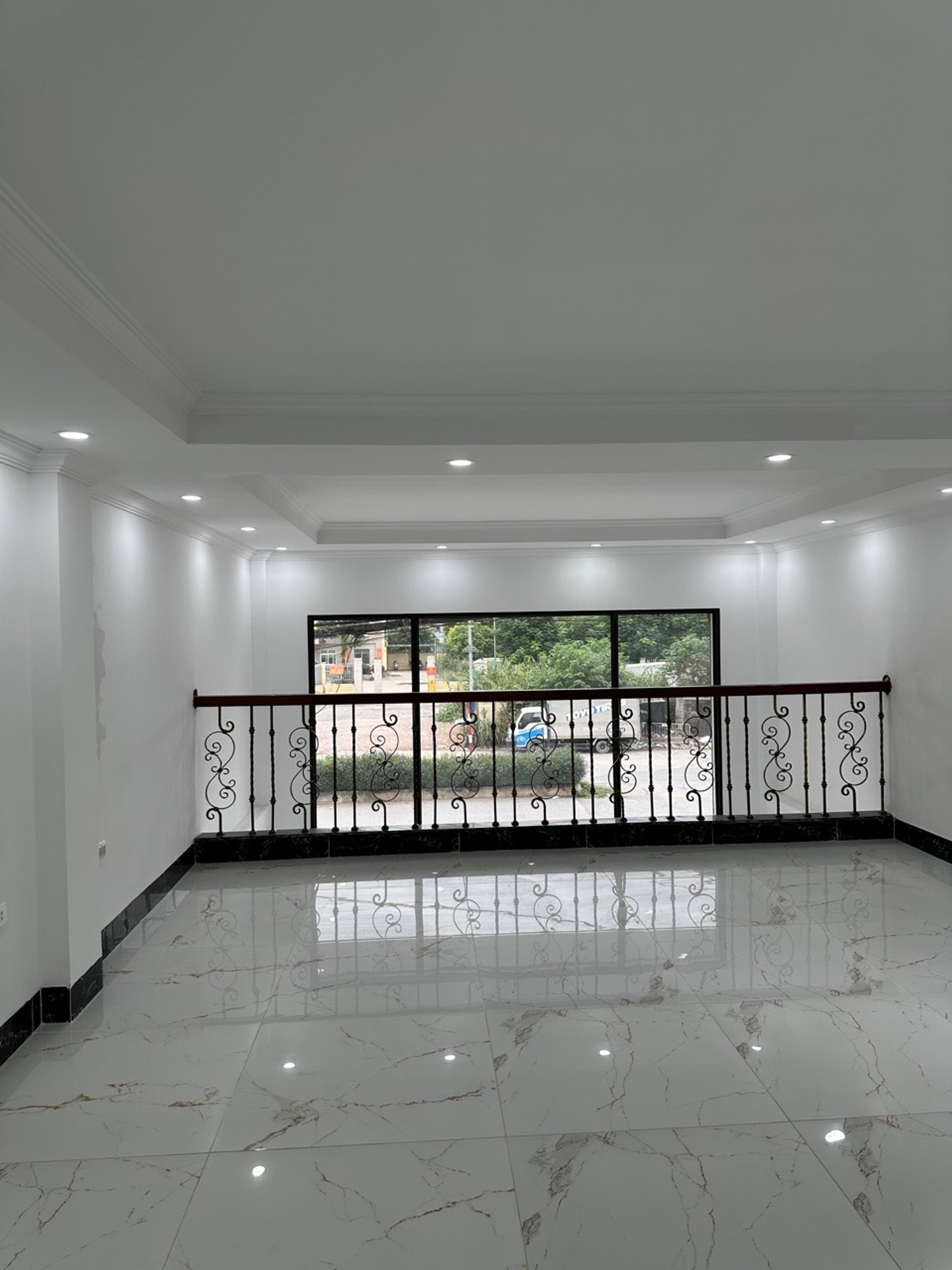 Bán nhà Tam Trinh - diện tích 53m2 7 tầng - Lô góc - giá 41,5 tỷ