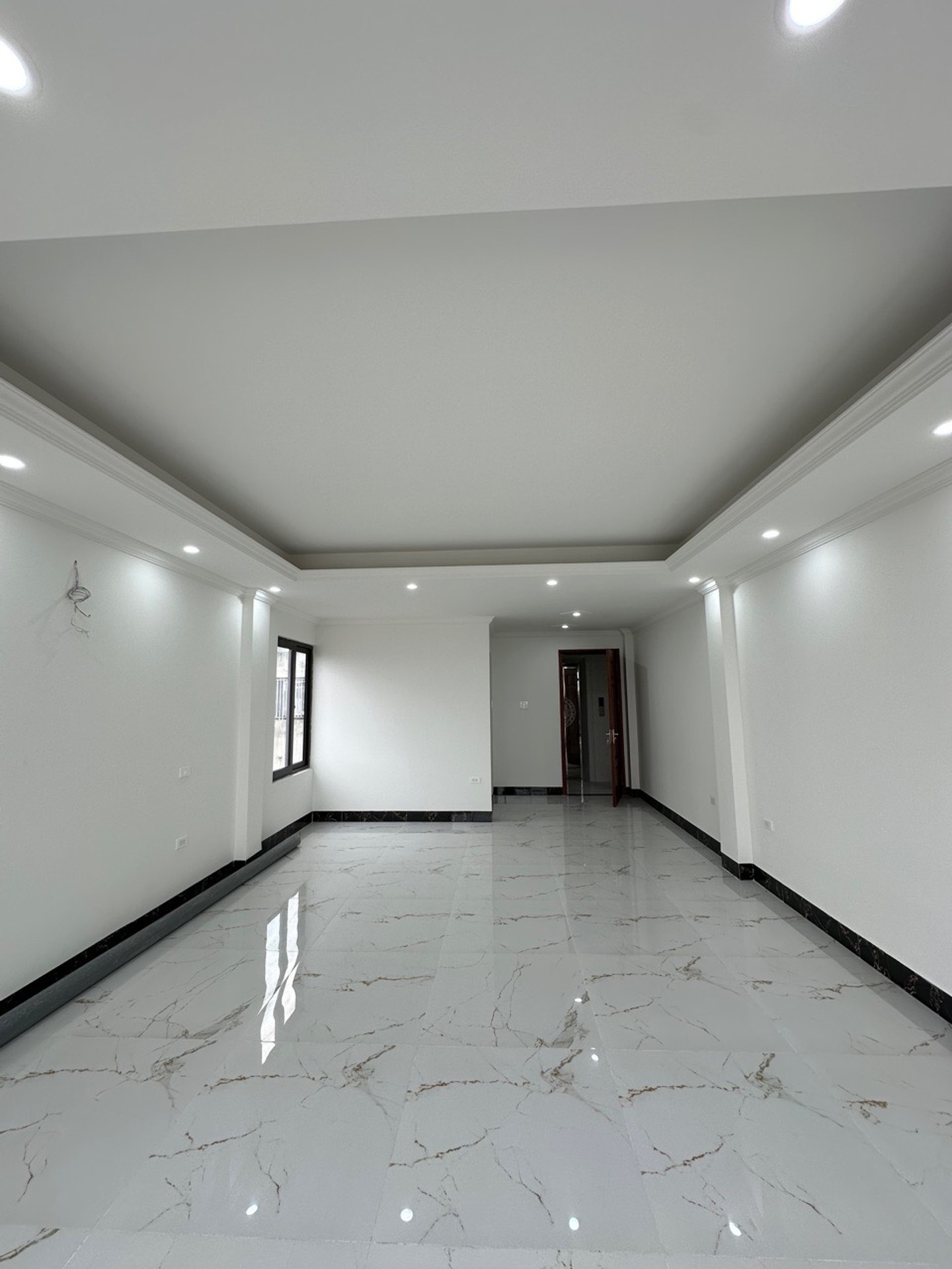 Bán nhà Tam Trinh - diện tích 53m2 7 tầng - Lô góc - giá 41,5 tỷ
