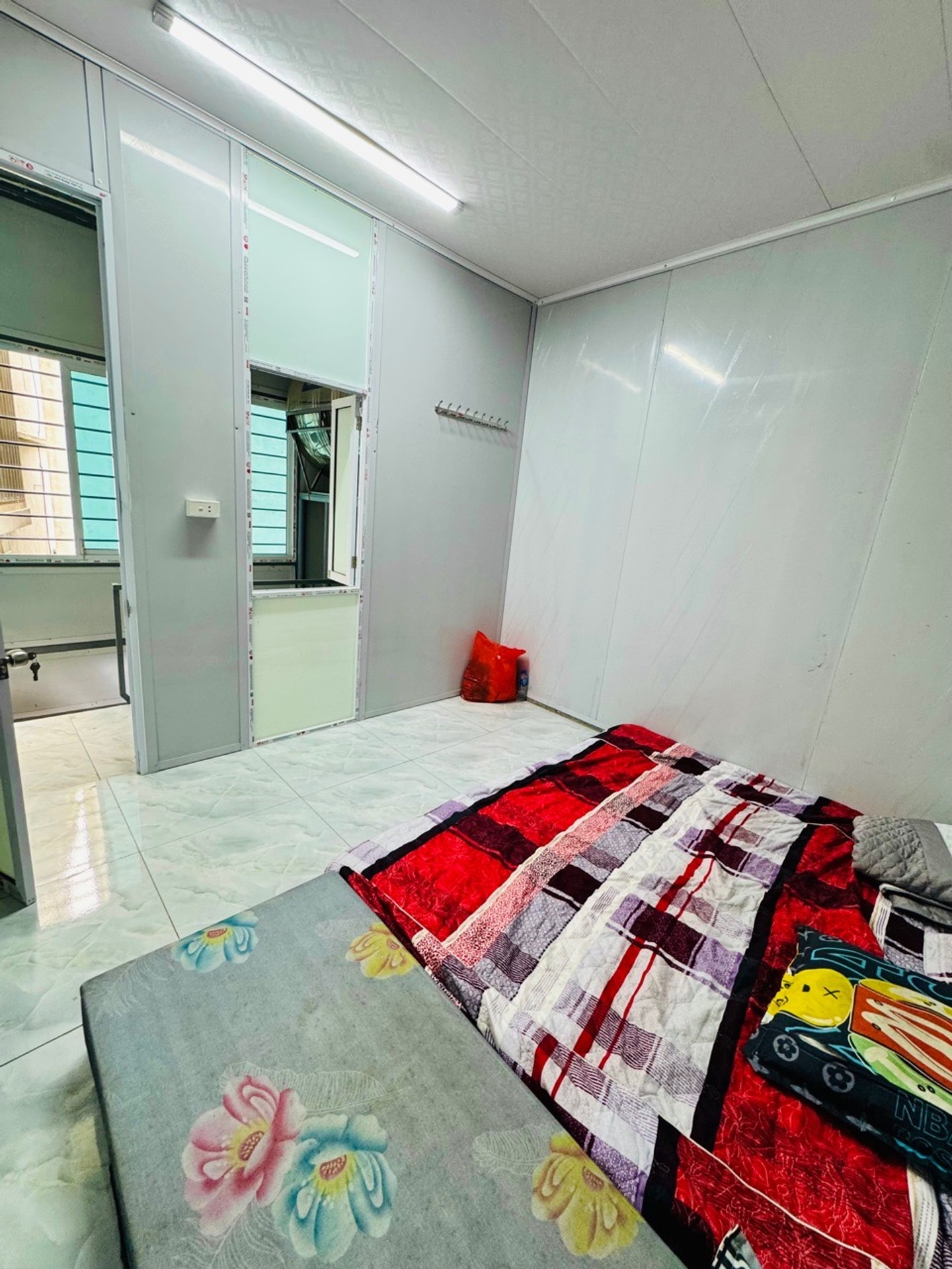 Bán nhà Trường Chinh - diện tích 15m2 3 tầng - Mặt ngõ ô tô tránh - giá 2,5 tỷ