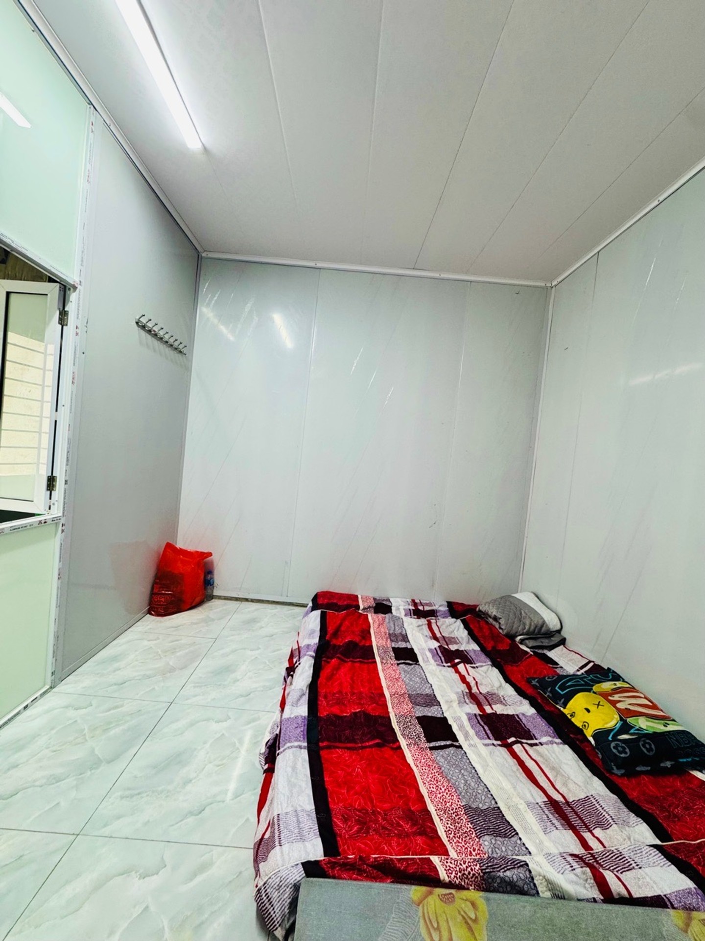 Bán nhà Trường Chinh - diện tích 15m2 3 tầng - Mặt ngõ ô tô tránh - giá 2,5 tỷ