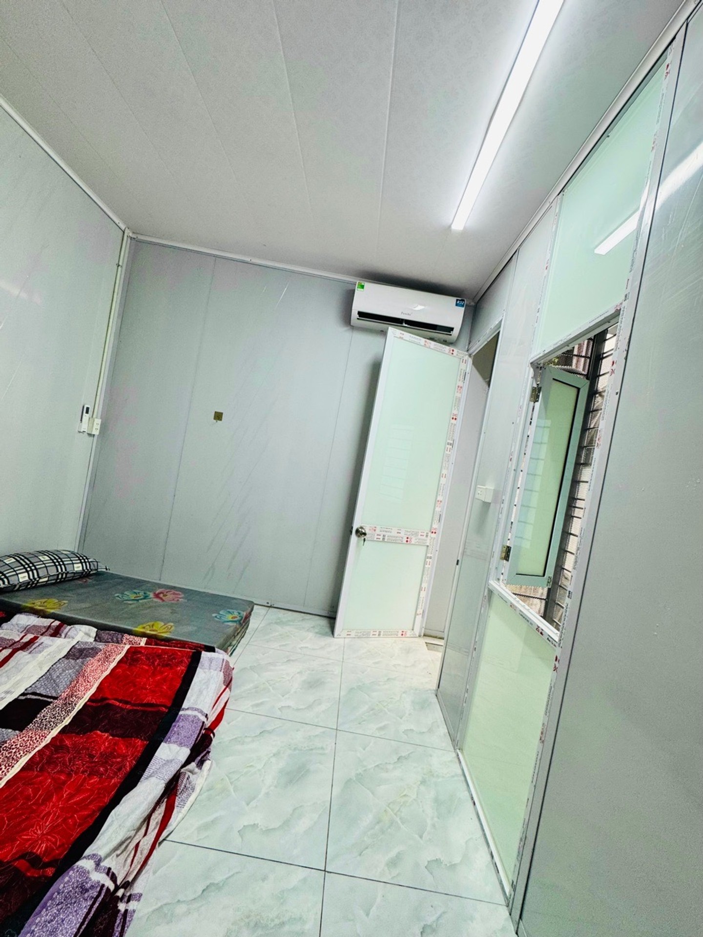 Bán nhà Trường Chinh - diện tích 15m2 3 tầng - Mặt ngõ ô tô tránh - giá 2,5 tỷ