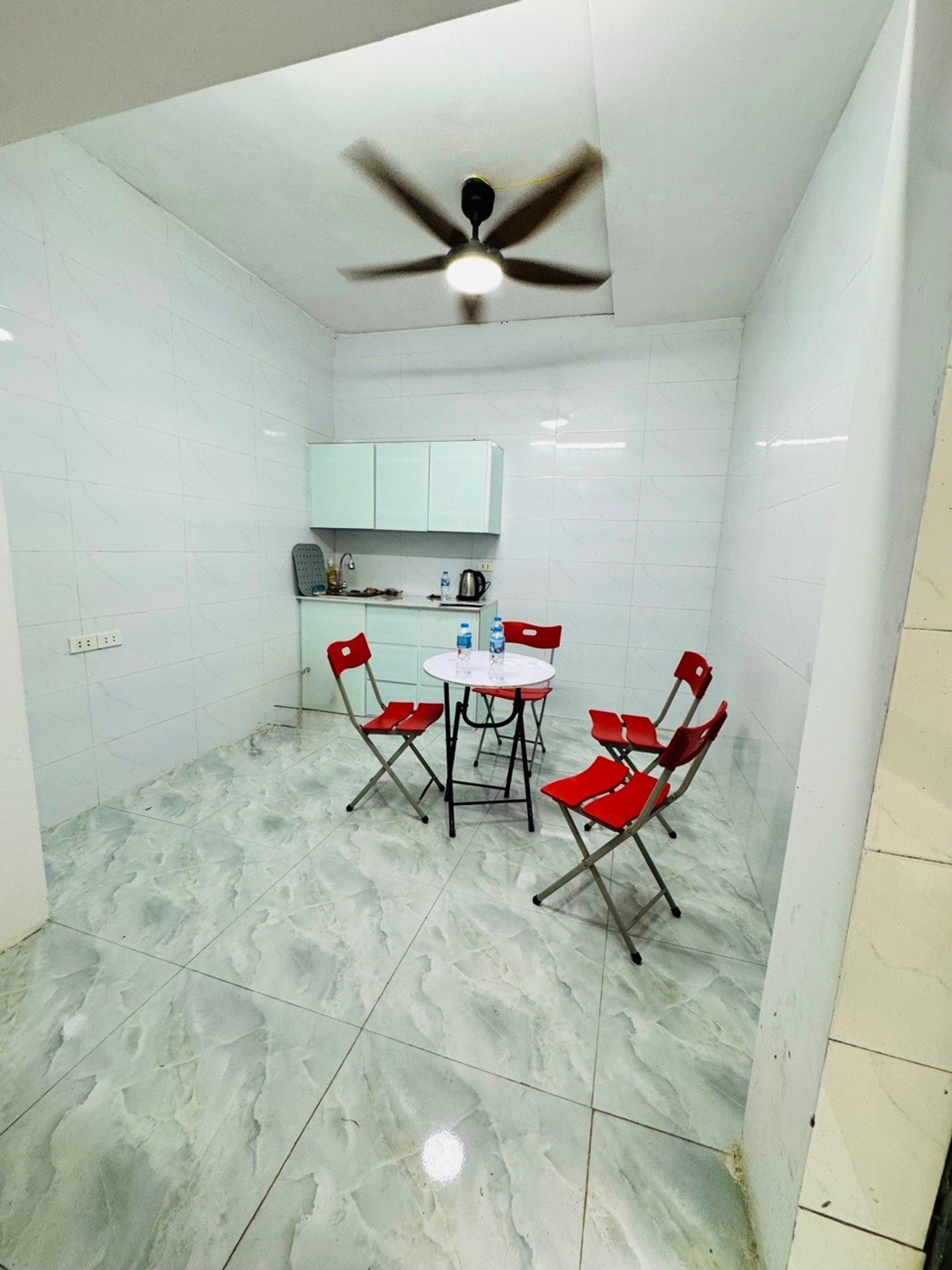 Bán nhà Trường Chinh - diện tích 15m2 3 tầng - Mặt ngõ ô tô tránh - giá 2,5 tỷ