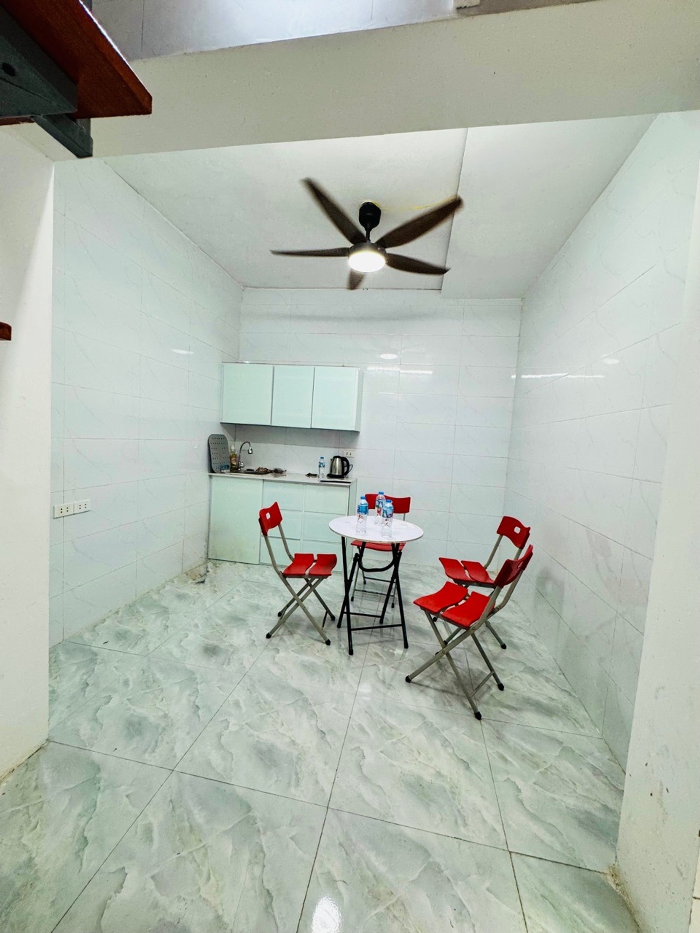 Bán nhà Trường Chinh - diện tích 15m2 3 tầng - Mặt ngõ ô tô tránh - giá 2,5 tỷ