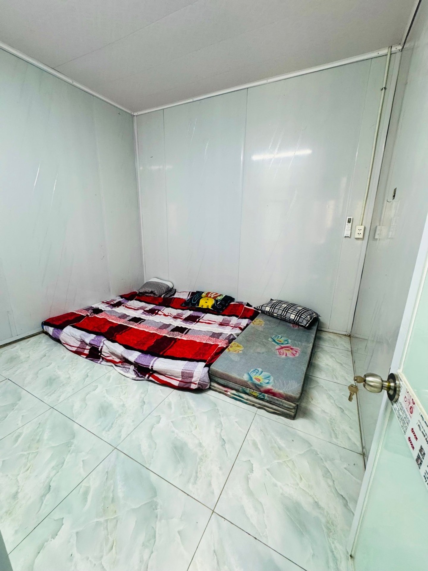 Bán nhà Trường Chinh - diện tích 15m2 3 tầng - Mặt ngõ ô tô tránh - giá 2,5 tỷ