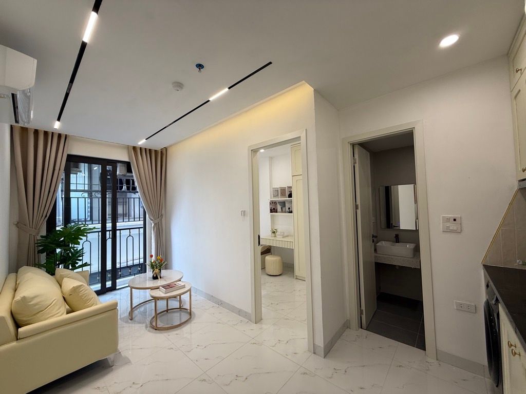 Bán nhà Hoàng Văn Thái - diện tích 98m2 7 tầng - Ô tô đỗ cửa - giá Nhỉnh 35 tỷ