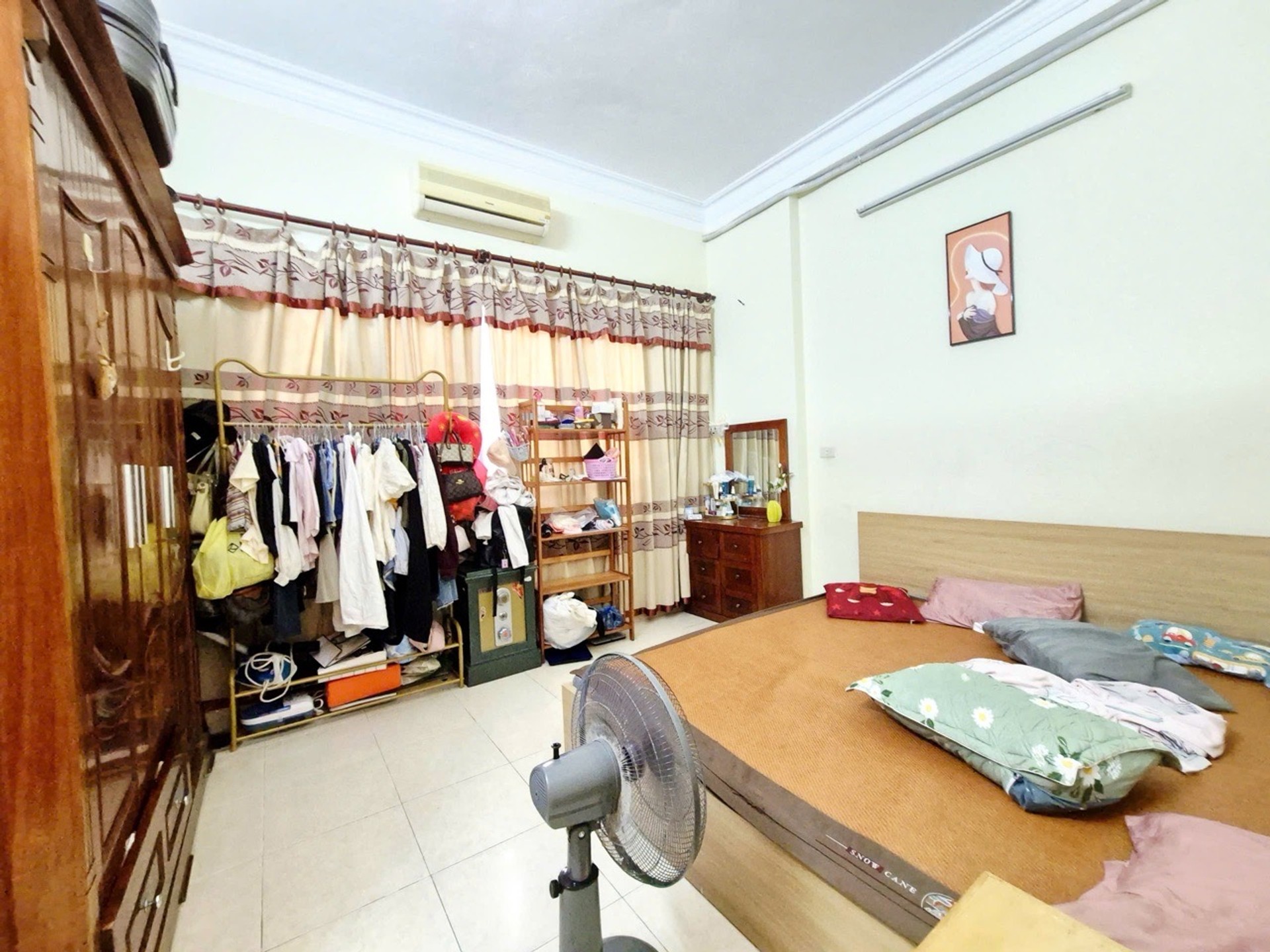 Bán nhà Lê Trọng Tấn - diện tích 36m2 3 tầng - ô tô tránh - giá 8,5 tỷ