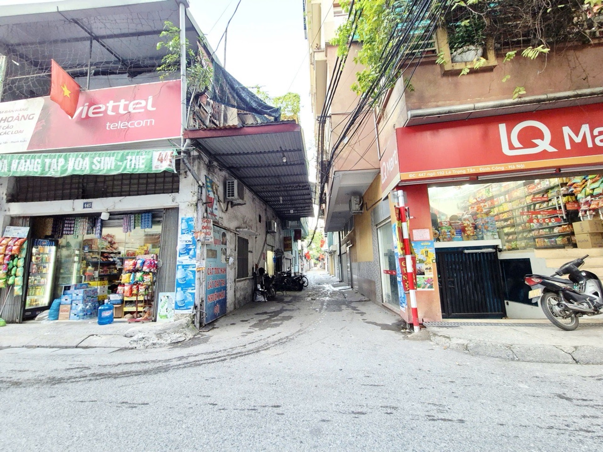Bán nhà Lê Trọng Tấn - diện tích 36m2 3 tầng - ô tô tránh - giá 8,5 tỷ