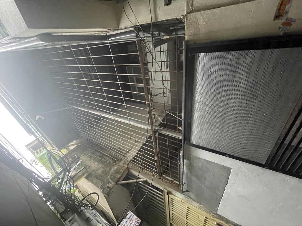 Bán nhà Trịnh Đình Cửu - diện tích 64m2 3 tầng - Mặt ngõ thẳng tắp - giá 11,3 tỷ