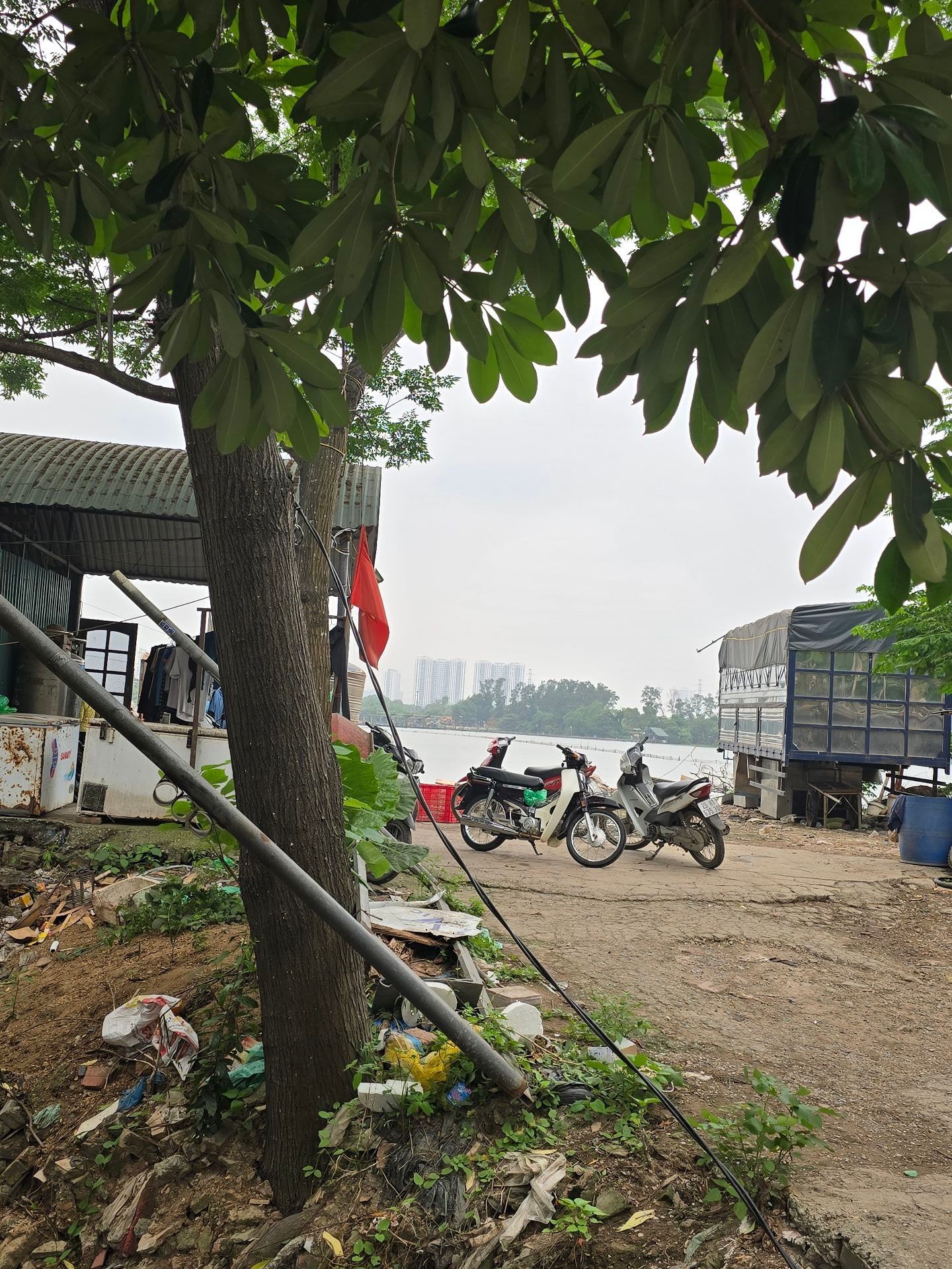 Bán nhà Sở Thượng - diện tích 113m2 1 tầng - Ô TÔ TRÁNH - KINH DOANH - giá 5,6 tỷ