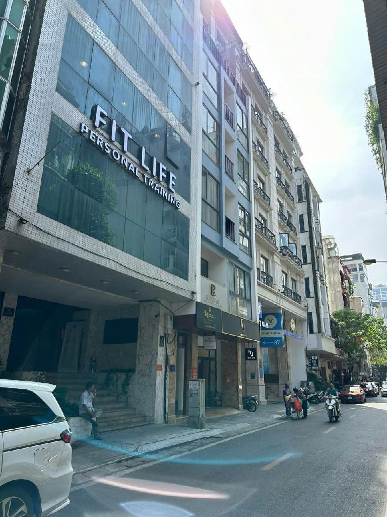 Bán nhà Bùi Thị Xuân - diện tích 23m2 4 tầng - nhà mặt phố - giá 15 tỷ