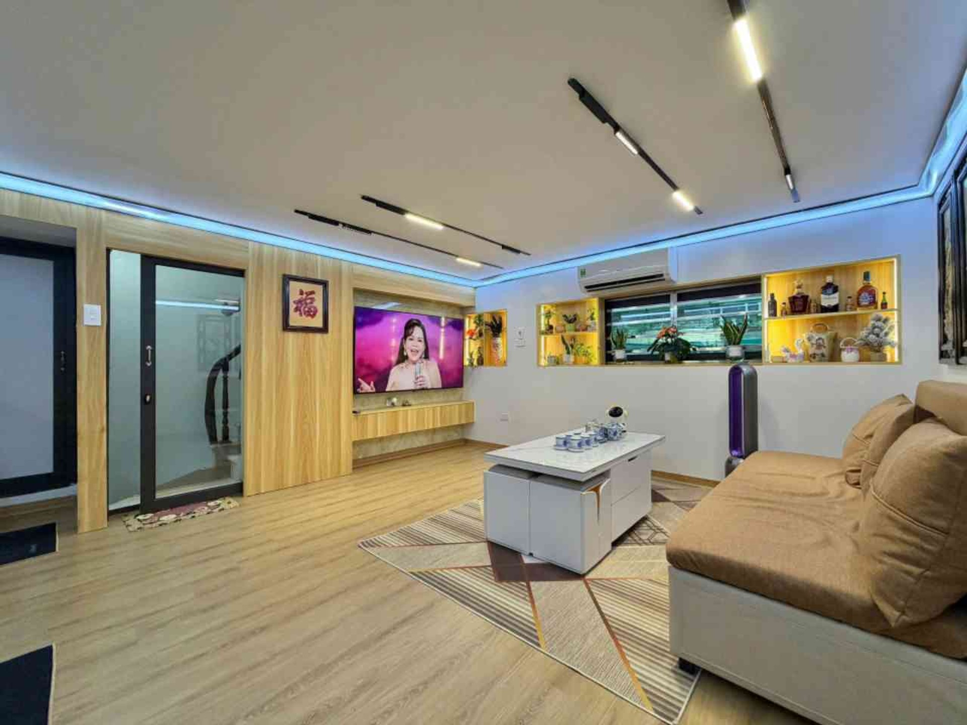 Bán nhà Tam Trinh - diện tích 32m2 6 tầng - Nhà đẹp hiếm có - giá 5,35 tỷ