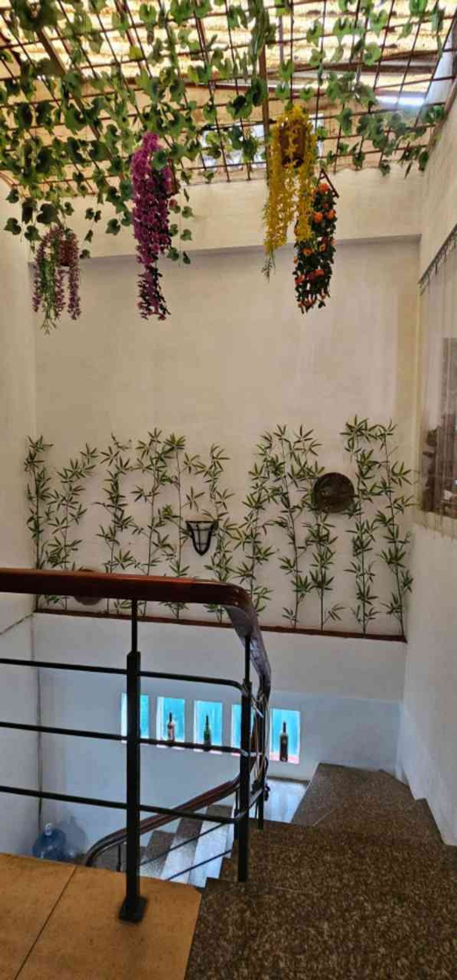 Bán nhà Đại La - diện tích 80m2 4 tầng - ô tô tránh - giá 32 tỷ