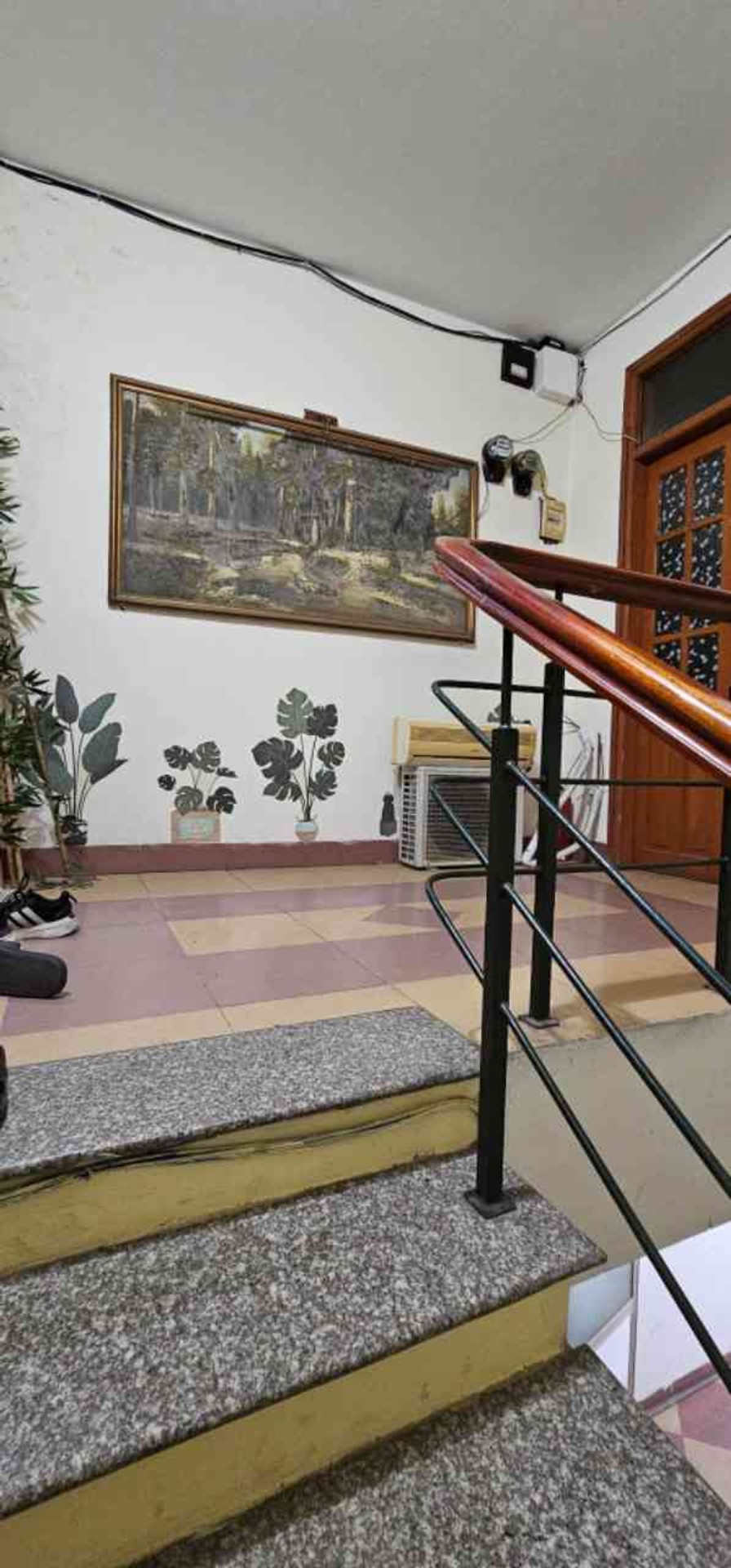 Bán nhà Đại La - diện tích 80m2 4 tầng - ô tô tránh - giá 32 tỷ