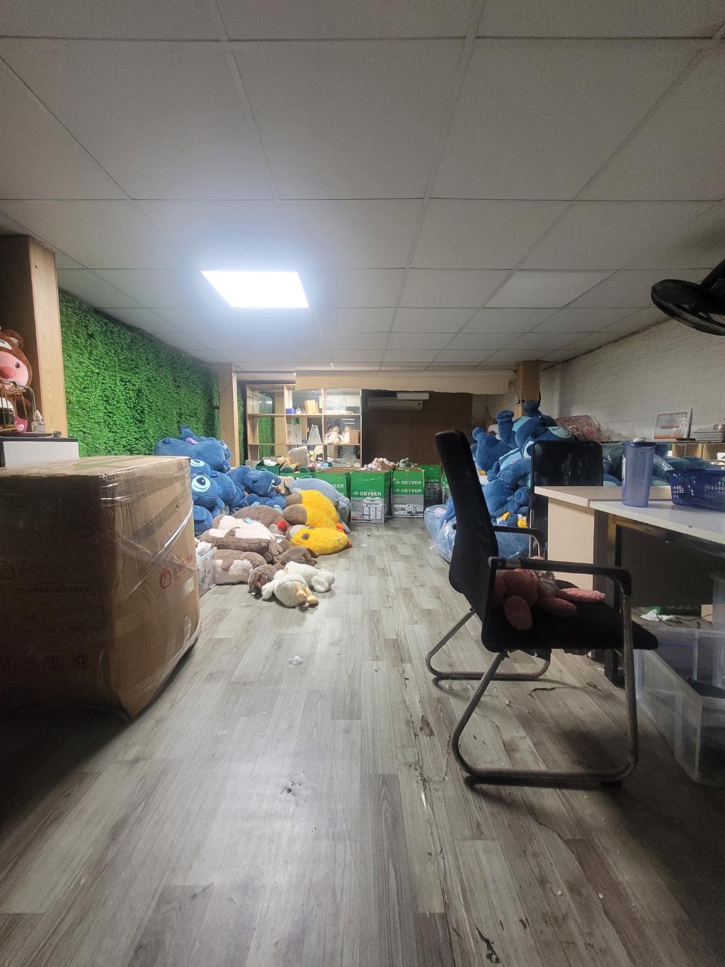 Bán nhà Hồng Hà - diện tích 140m2 3 tầng - Mặt phố kinh doanh sầm uất - giá 42 tỷ