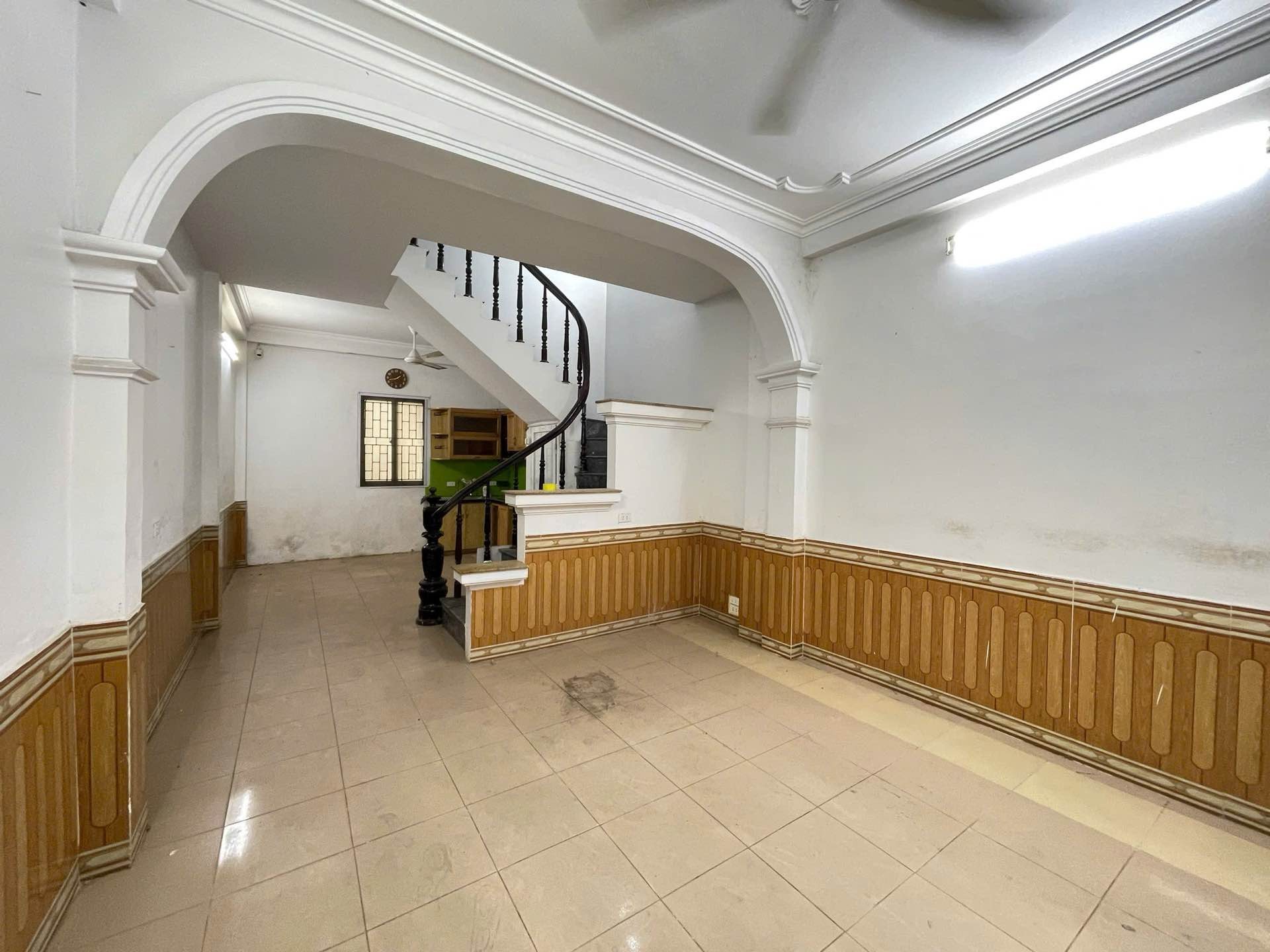 Bán nhà Trương Định - diện tích 40m2 4 tầng - Lô góc 3 mặt thoáng - giá 9,2 tỷ