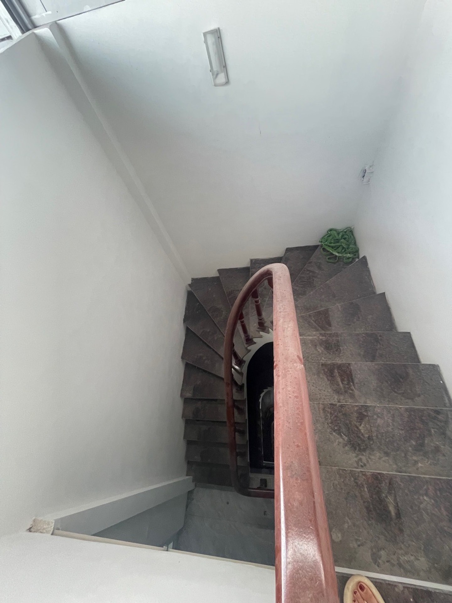 Bán nhà Định Công Hạ - diện tích 78m2 6 tầng - ô tô đỗ cửa - giá 16,5 tỷ